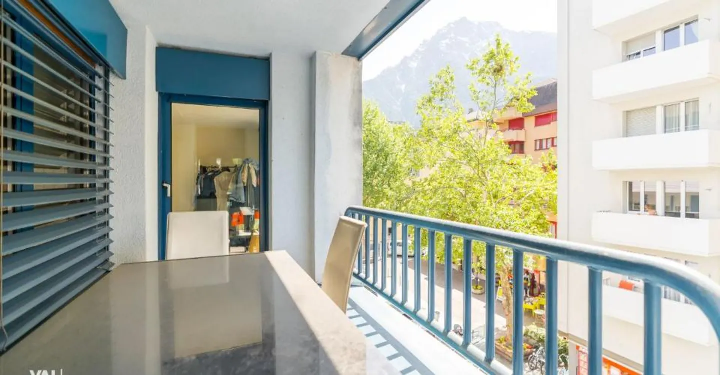Zentral gelegene Wohnung mit zwei Balkonen - Foto 8 von 10