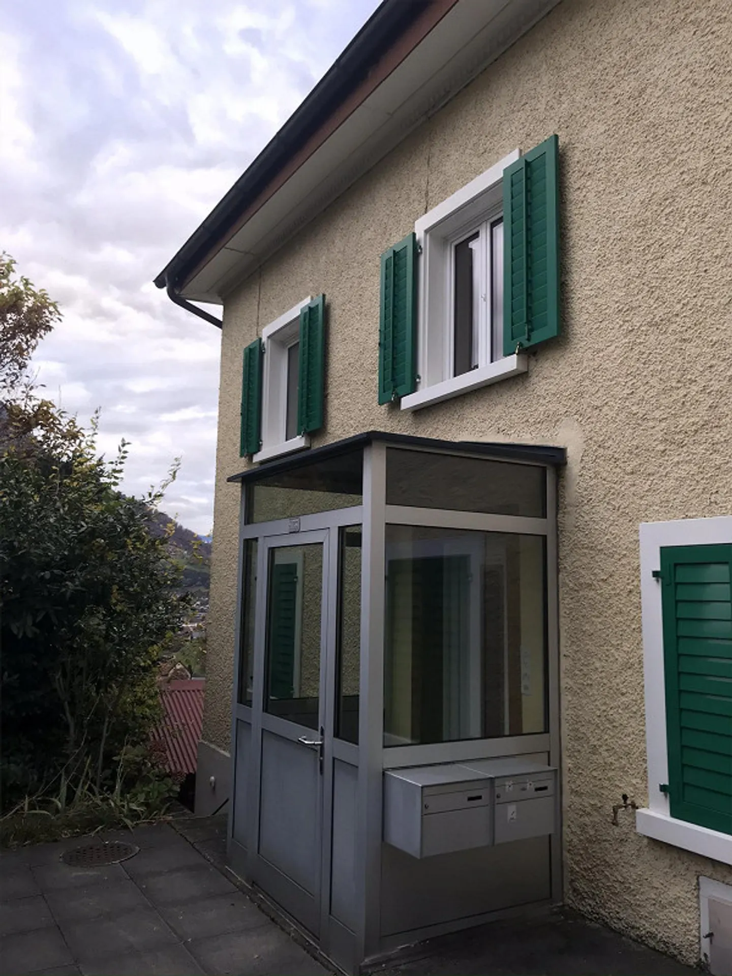 Baugrundstück mit Wohnhaus - Foto 6 von 12