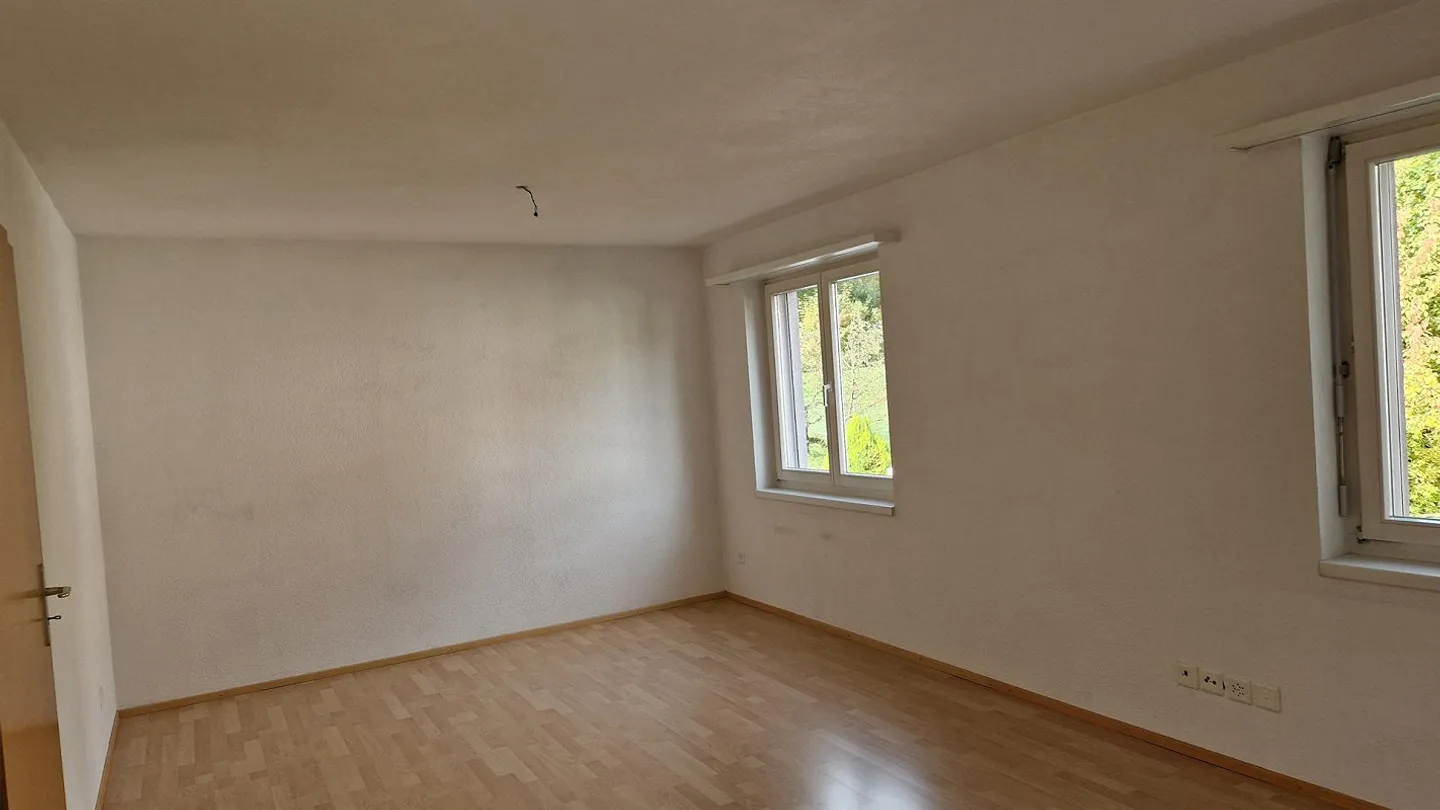 Maison de ville de 6 pièces en coin, emplacement calme avec interdiction de circulation après 150 m - Photo 6 sur 30