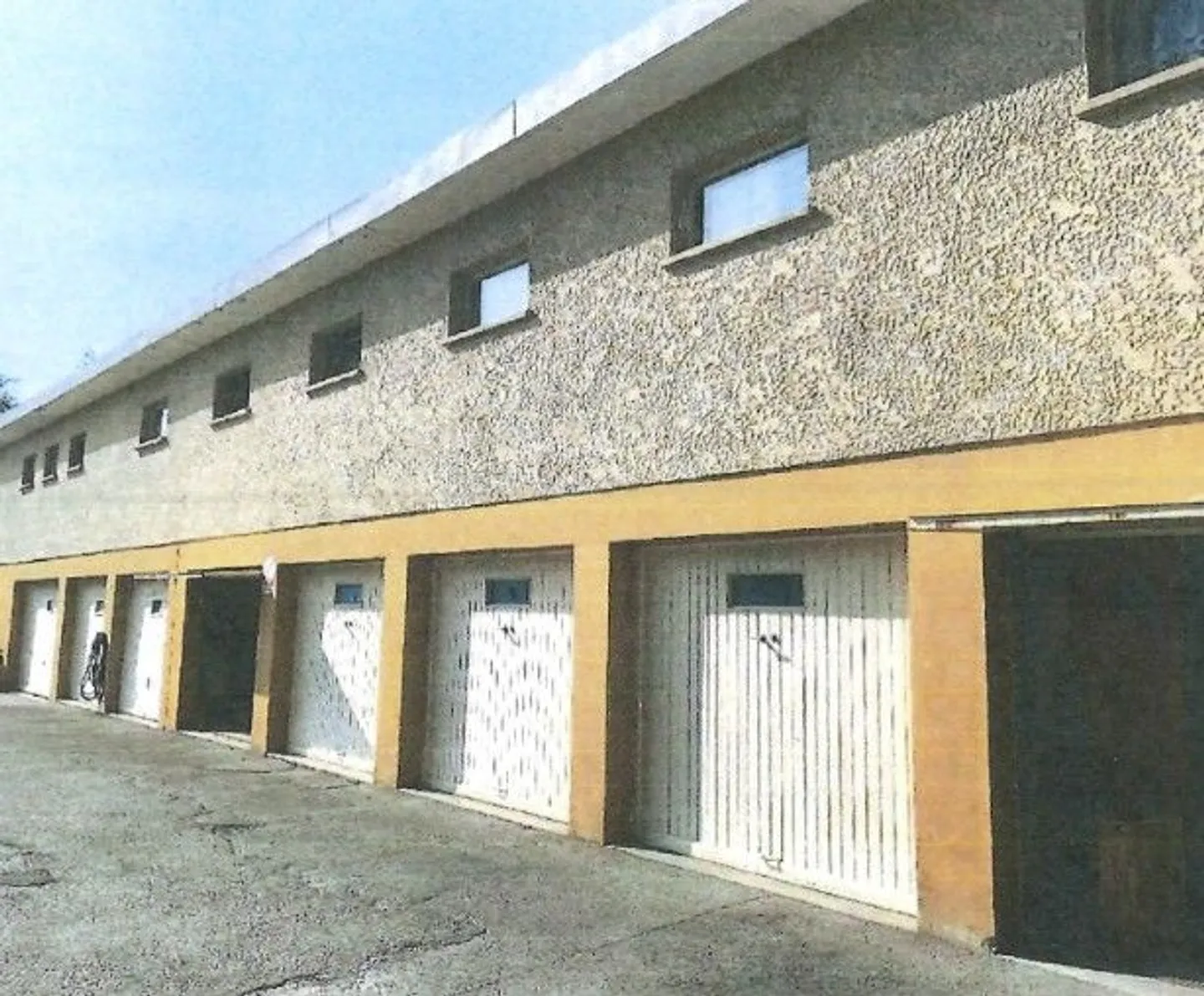 Ancien Motel avec Jardin - Photo 1 sur 13