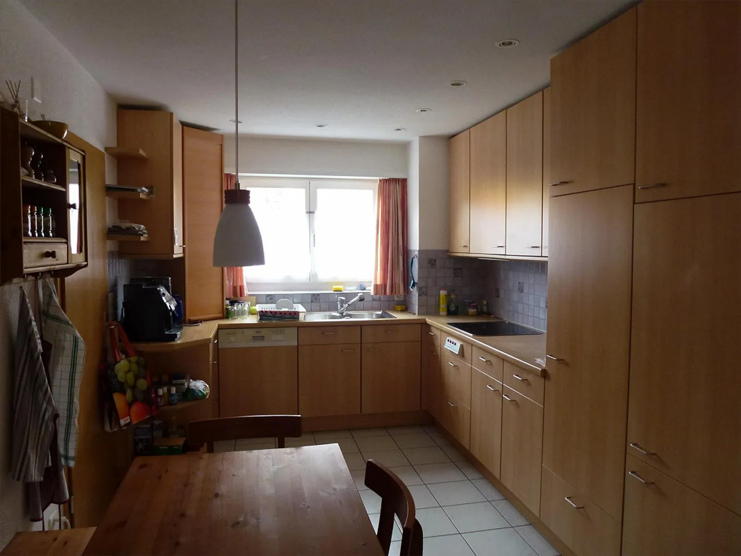 Maison de ville de 6 pièces en coin, emplacement calme avec interdiction de circulation après 150 m - Photo 7 sur 30