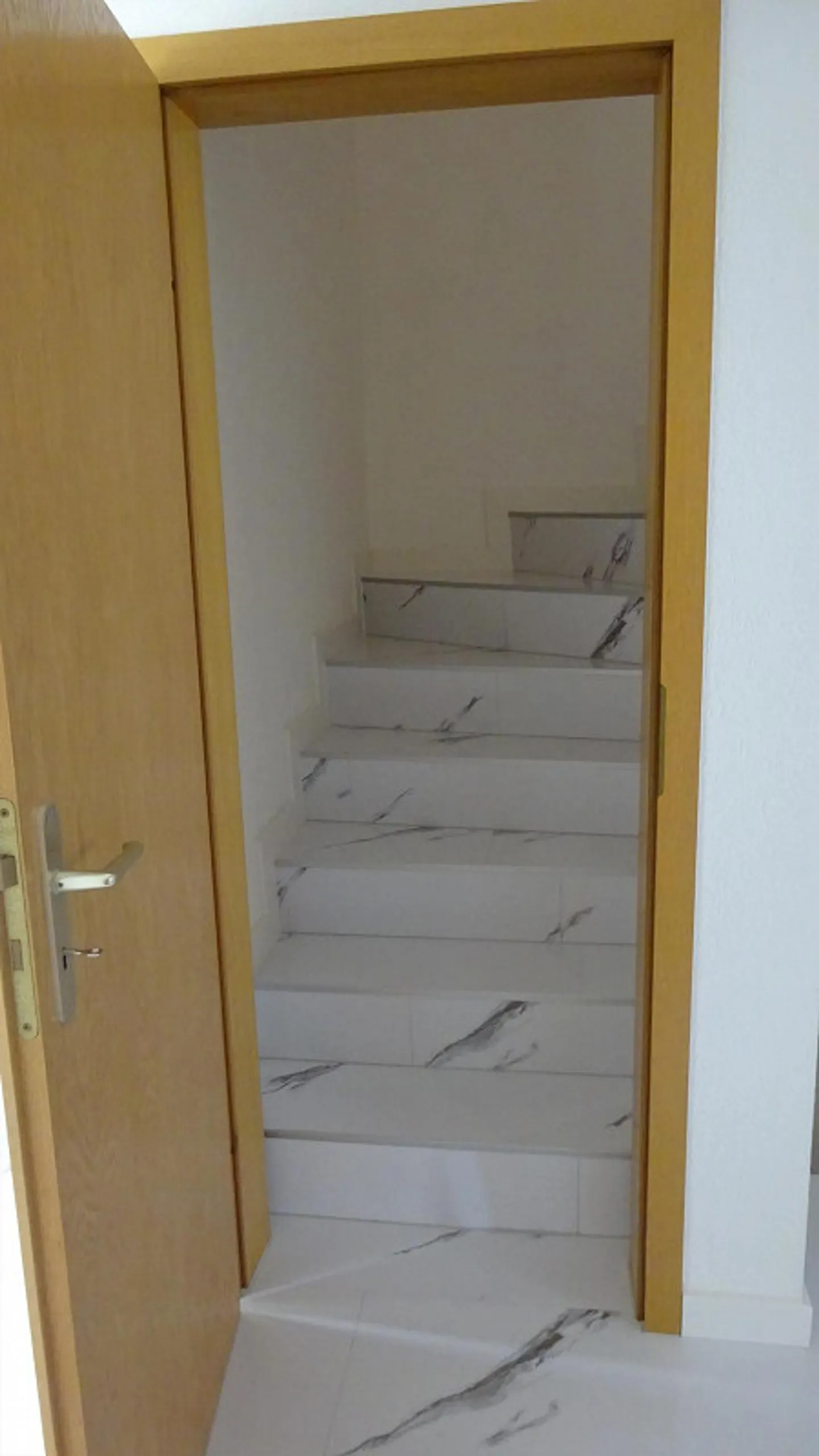 Maison de ville de 6 pièces en coin, emplacement calme avec interdiction de circulation après 150 m - Photo 21 sur 30