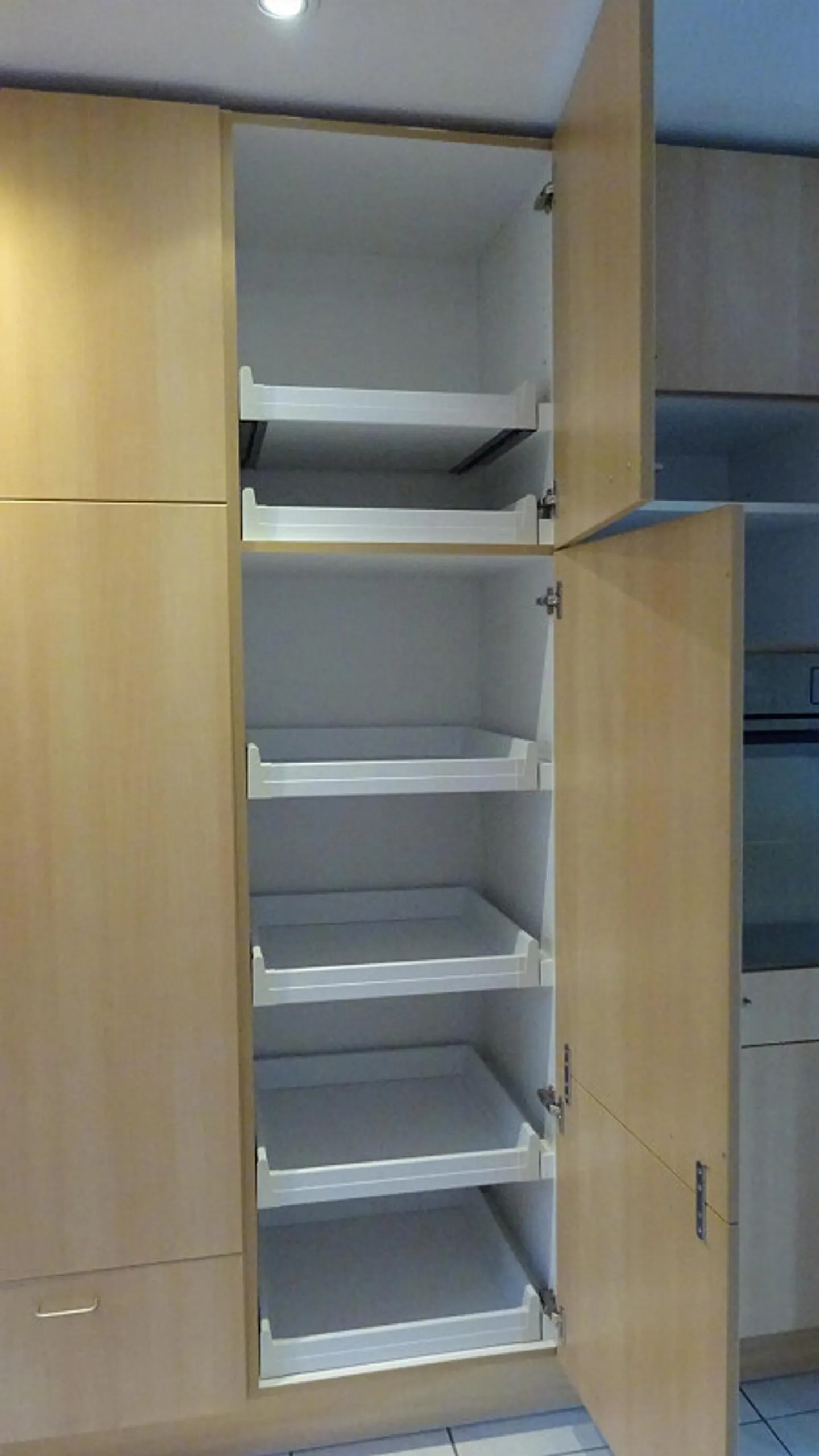 Maison de ville de 6 pièces en coin, emplacement calme avec interdiction de circulation après 150 m - Photo 25 sur 30