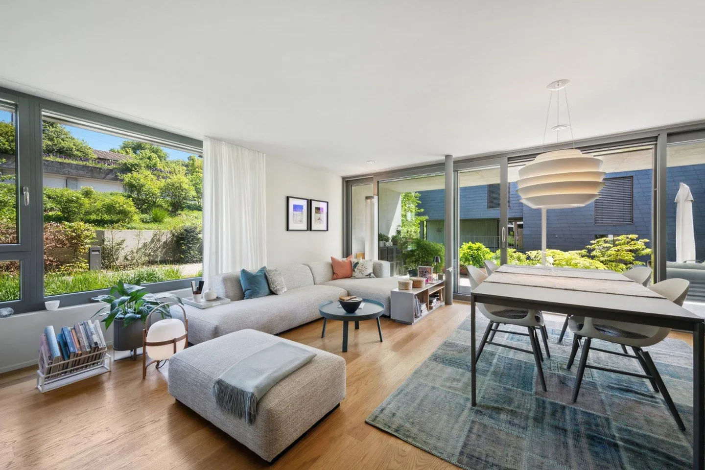Con stile ed eleganza - moderno appartamento giardino maisonette - Foto 1 di 4