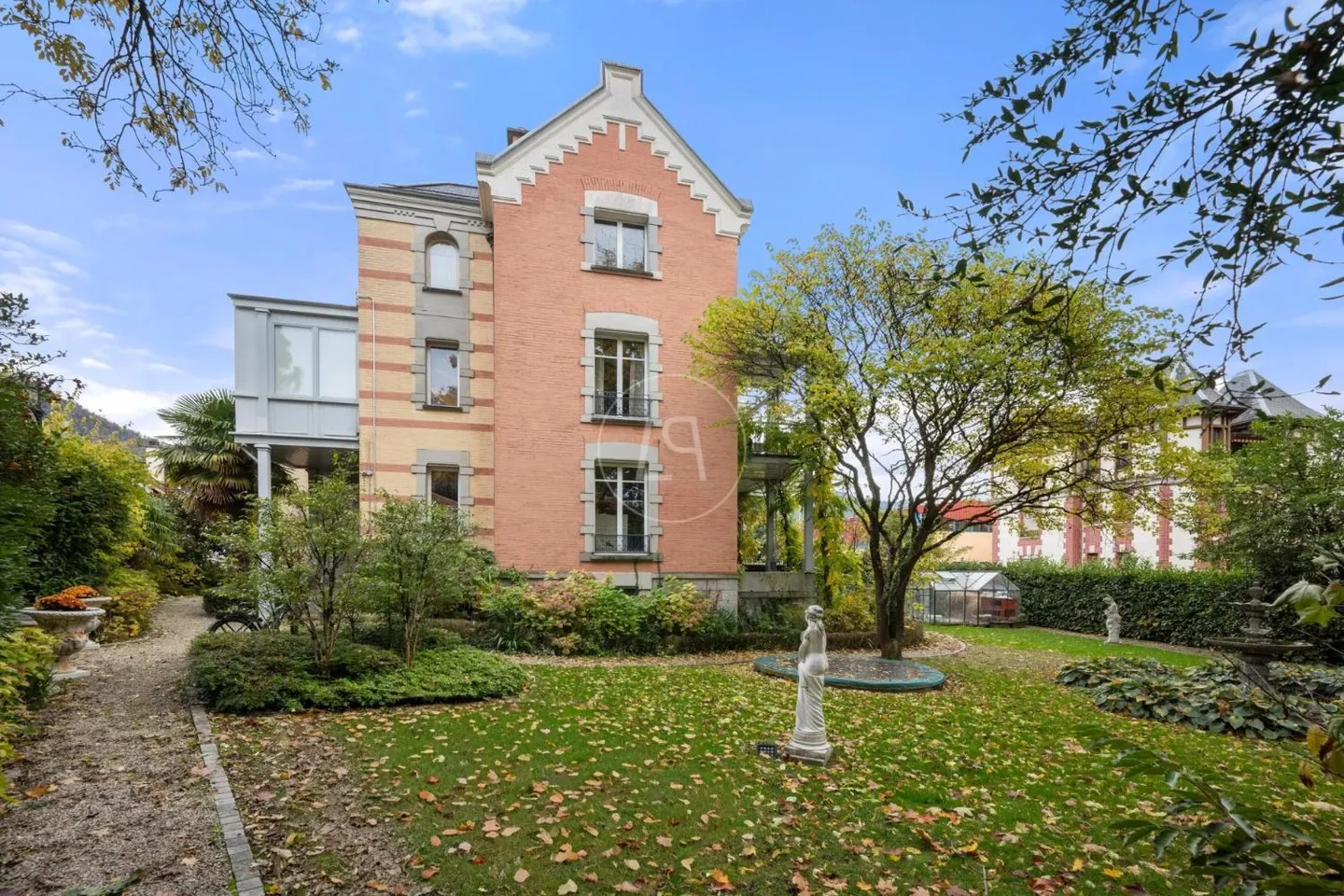 Villa elegante del XIX secolo - Foto 1 di 13
