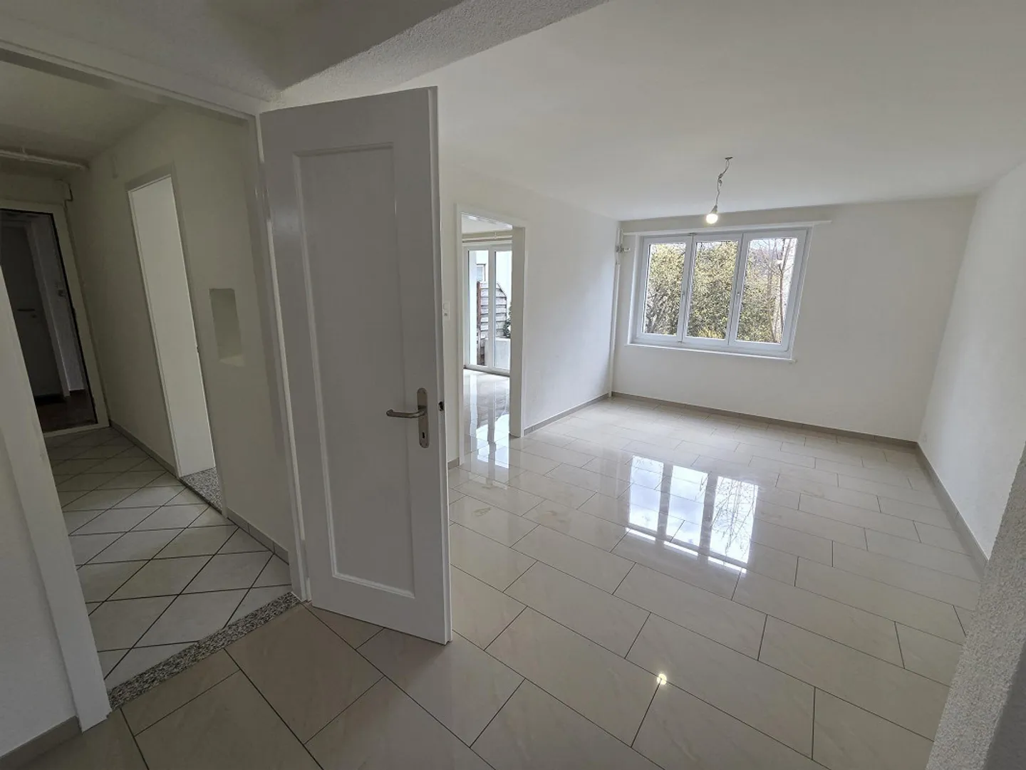 Charmante neu sanierte Wohnung - Foto 2 von 10