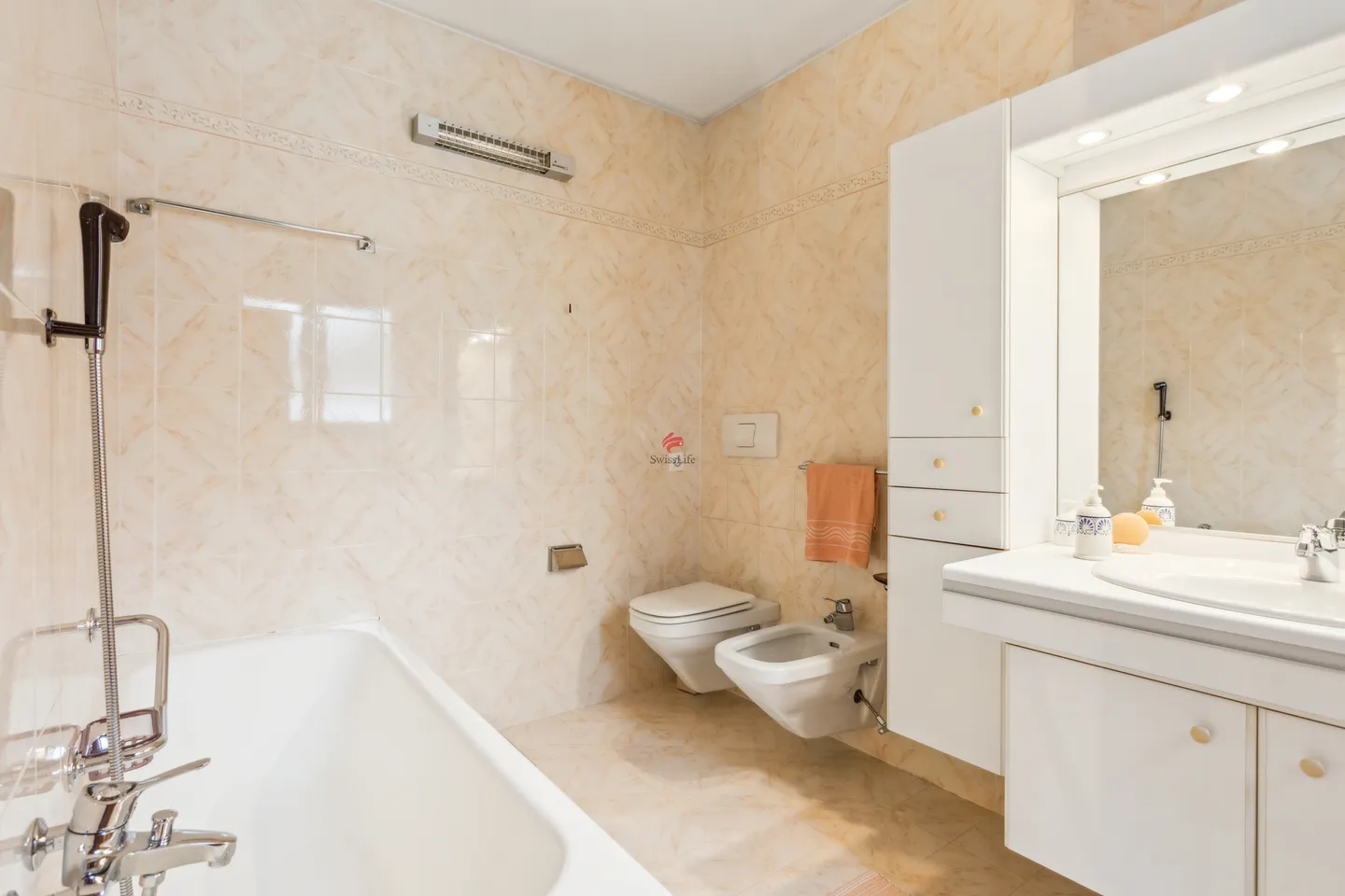 Zwei Wohnheiten: 5.5 und 4.5 unabhängige Zimmer - Foto 6 von 11