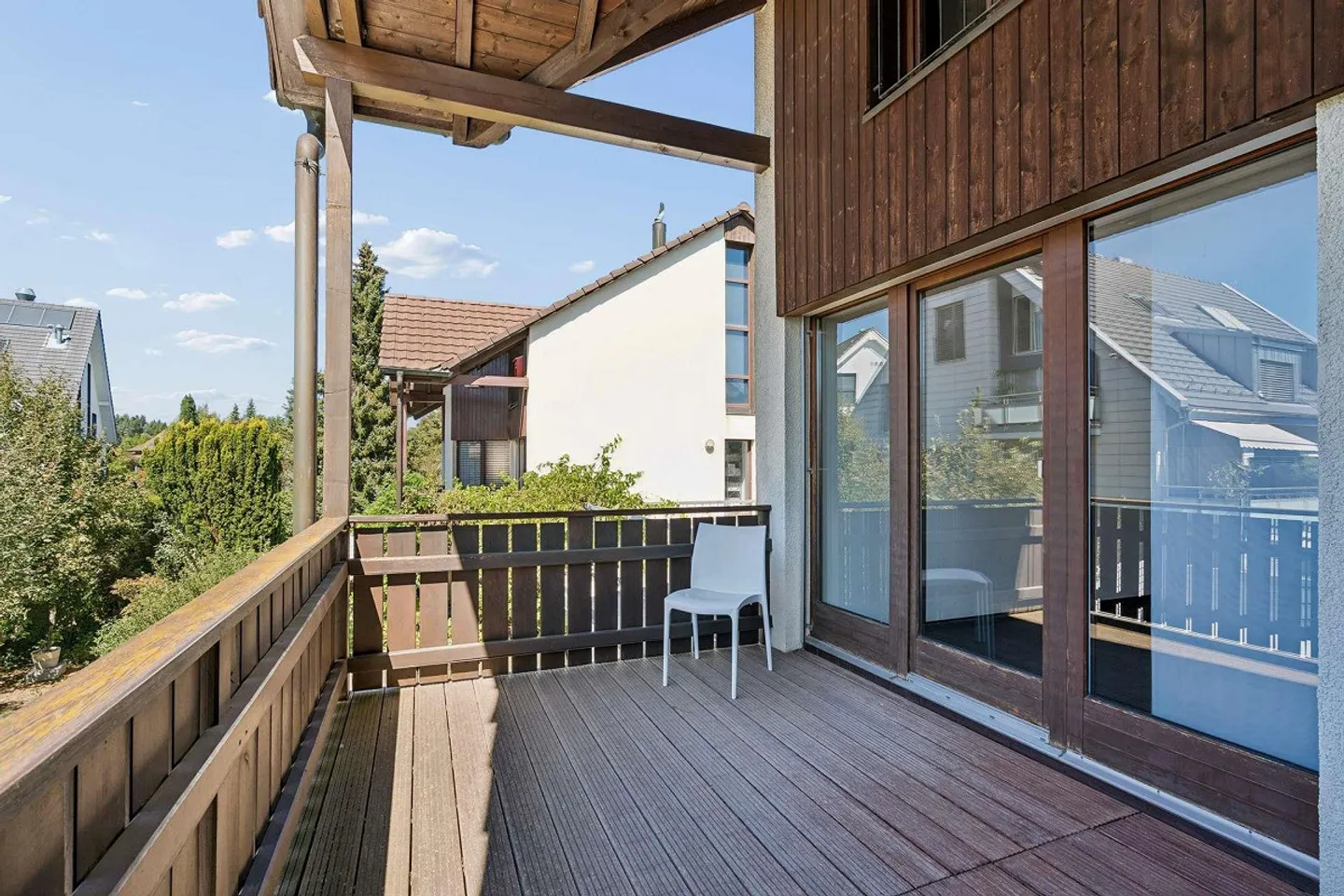 Maison semi-détachée de 6,5 pièces avec beaucoup d'espace et de potentiel à Kindhausen - Photo 7 sur 14