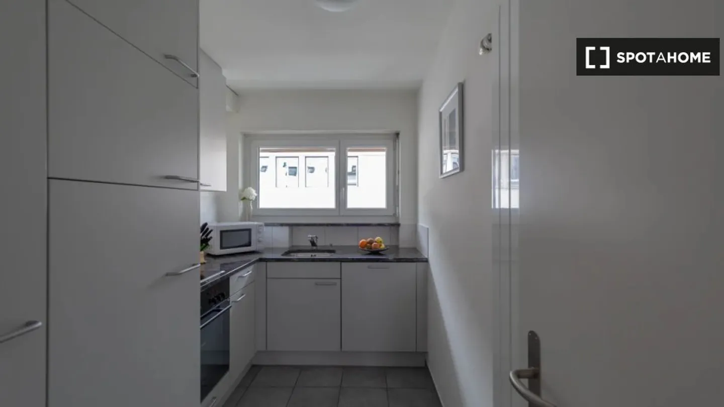 Appartamento in affitto - Foto 8 di 14