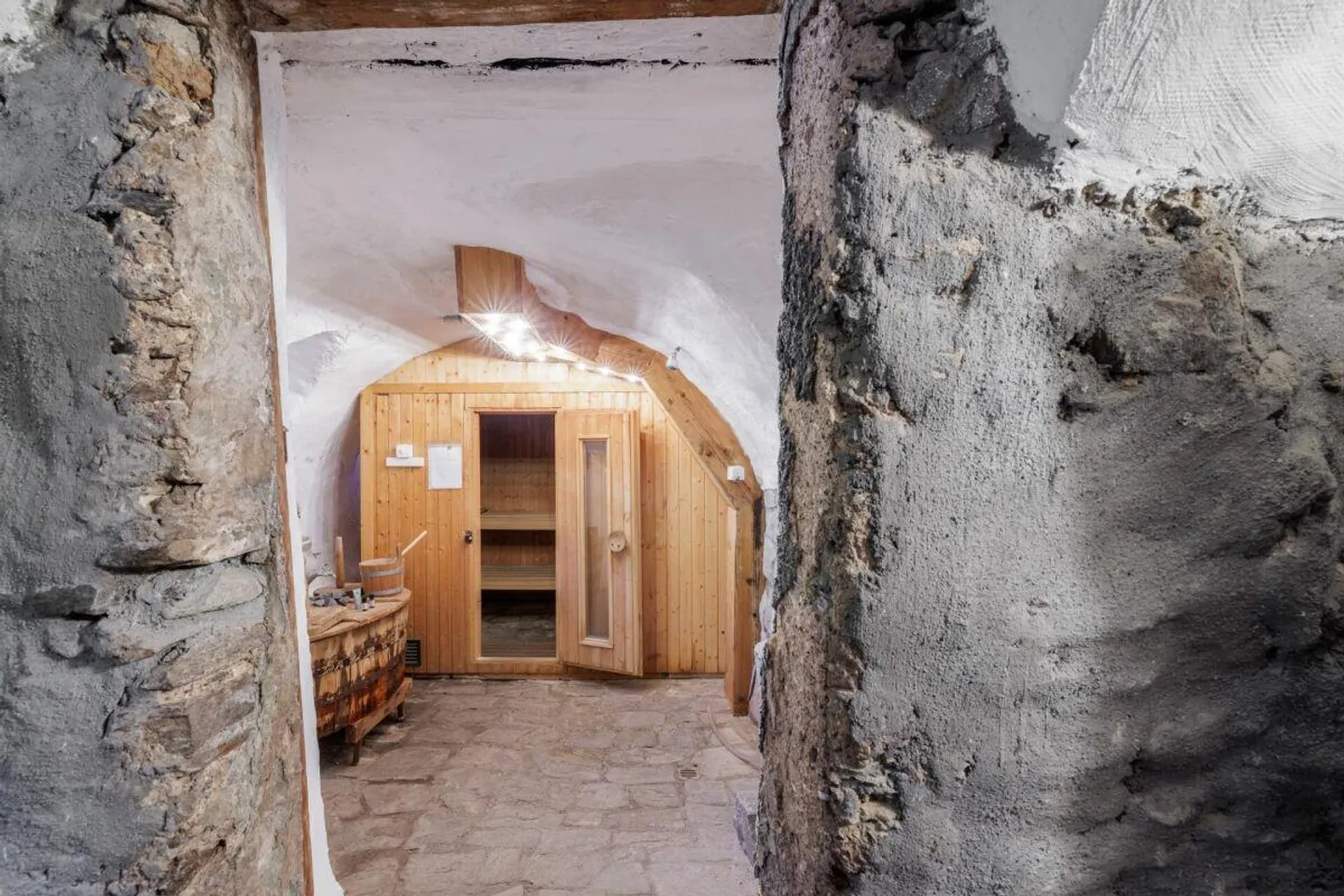 Casa engadinese con fascino originale nel cuore di Sent - Foto 14 di 15