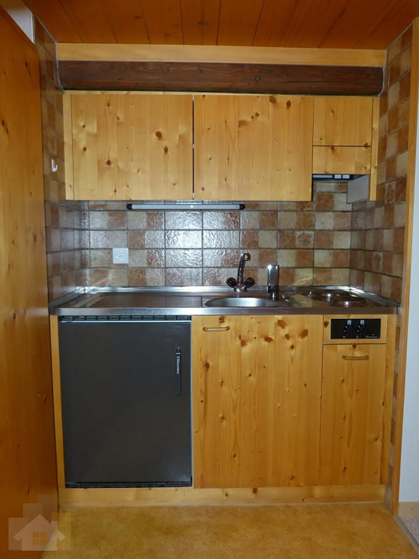 Bellissimo e conveniente appartamento di 1,5 stanze - Foto 5 di 7