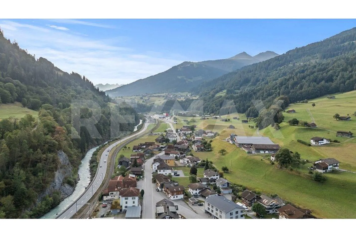 Entwicklungsgrundstück in Jenaz – attraktive Chance für ein Neubaup... - Foto 6 von 11