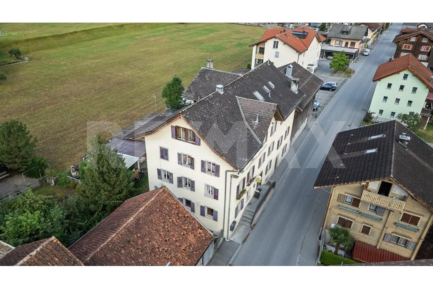 Entwicklungsgrundstück in Jenaz – attraktive Chance für ein Neubaup... - Foto 9 von 11