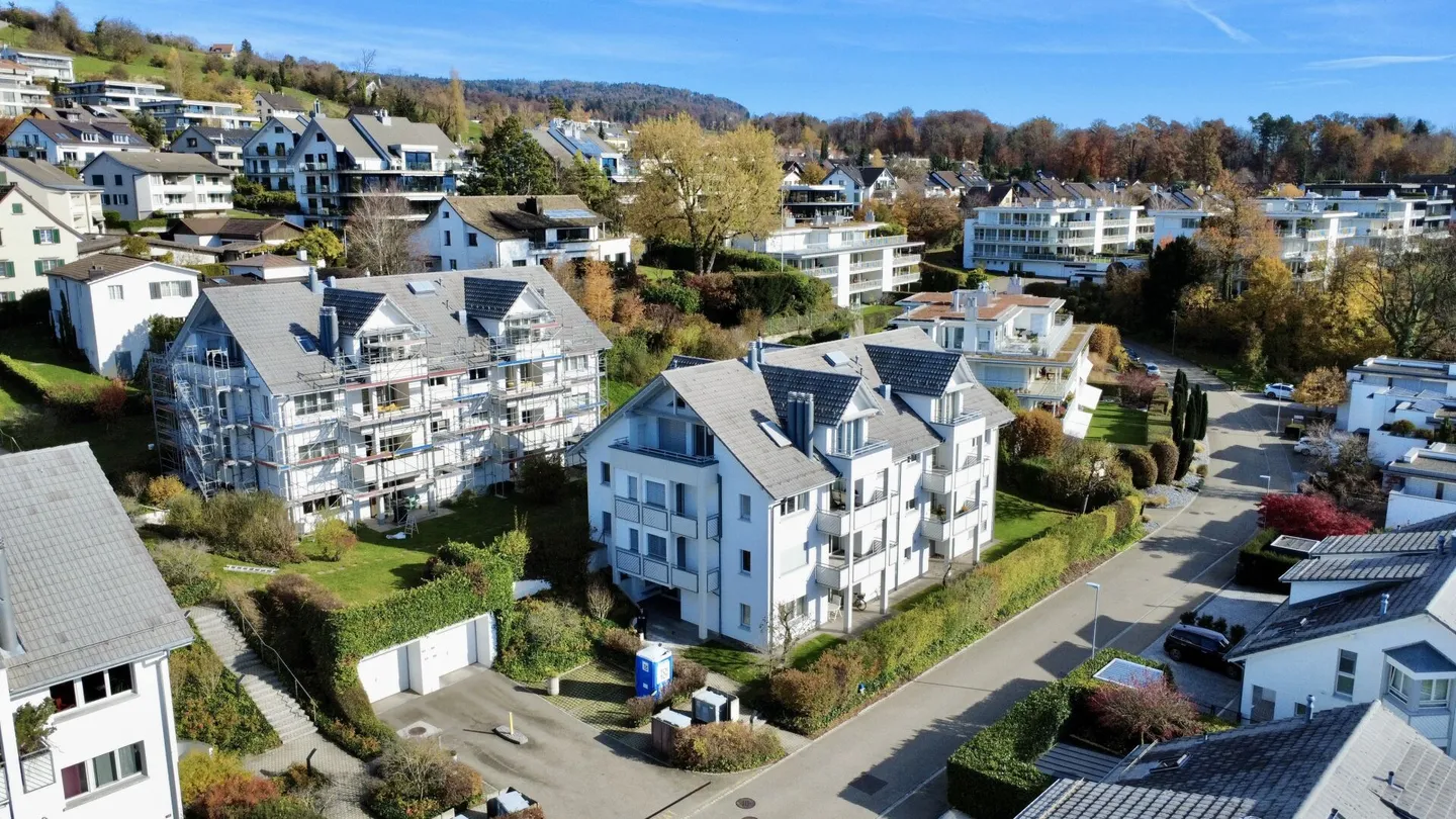 Posizione da sogno soleggiata a Herrliberg con vista e fascino - Foto 2 di 13