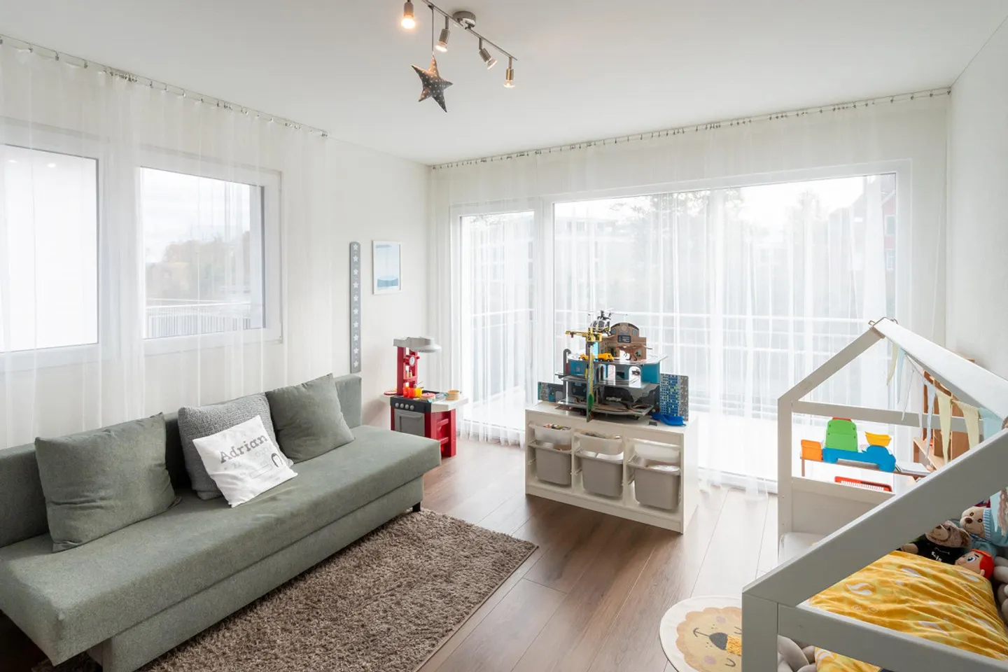 Modern Single-Family Home in Family-Friendly Location - Photo 12 of 20