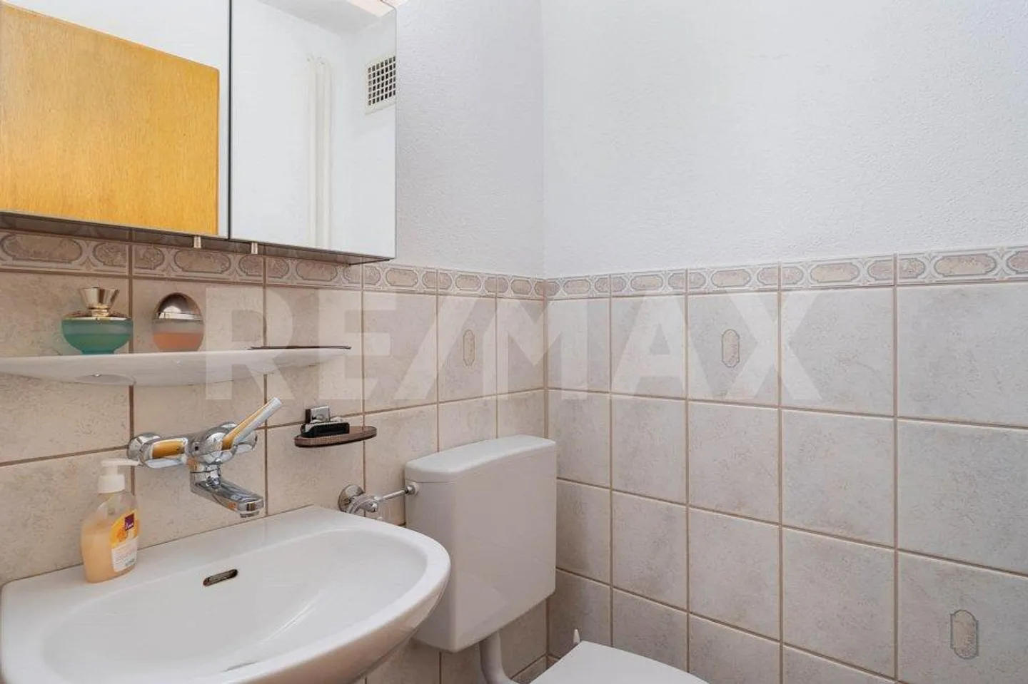 Casa unifamiliare angolare con potenziale - Foto 12 di 13