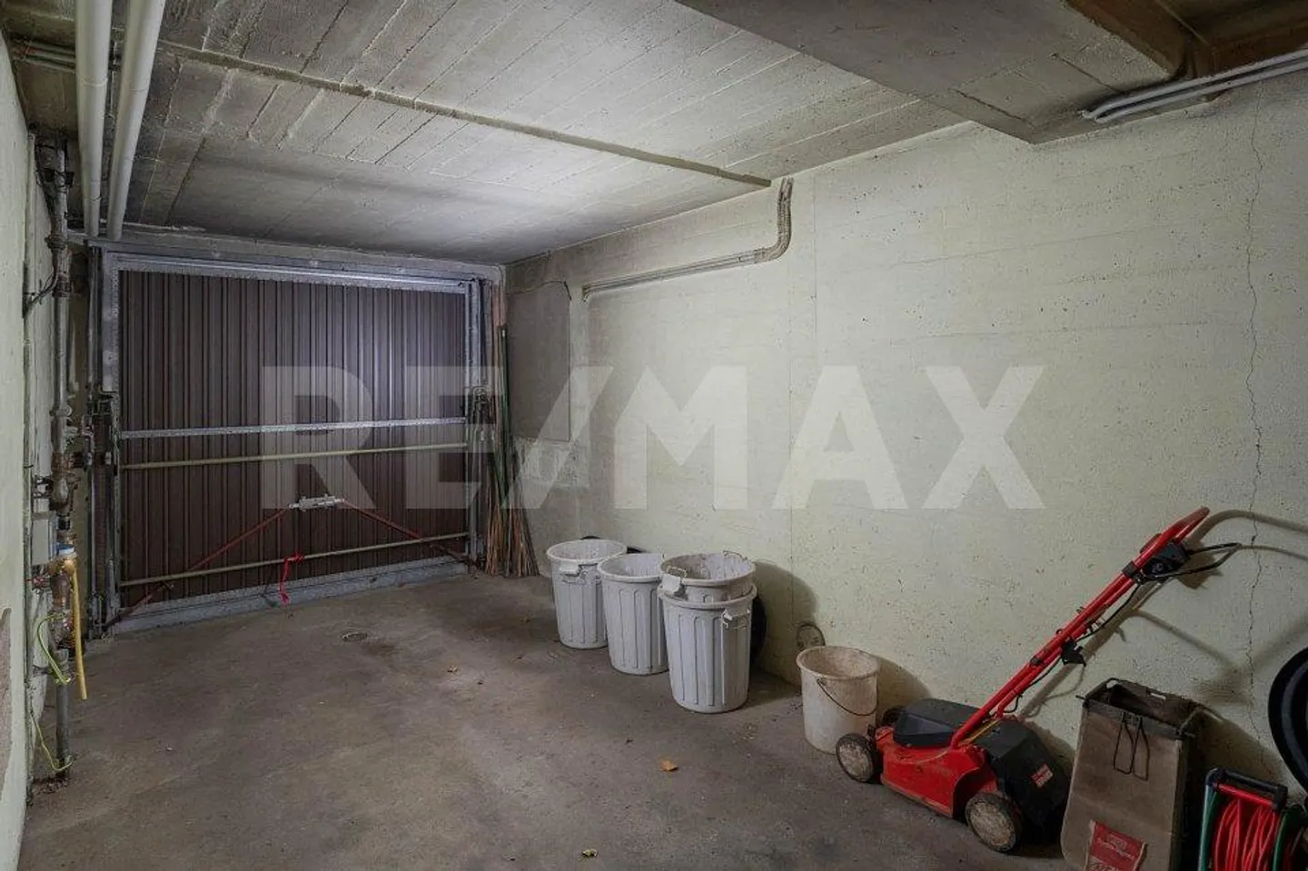 Casa unifamiliare angolare con potenziale - Foto 13 di 13