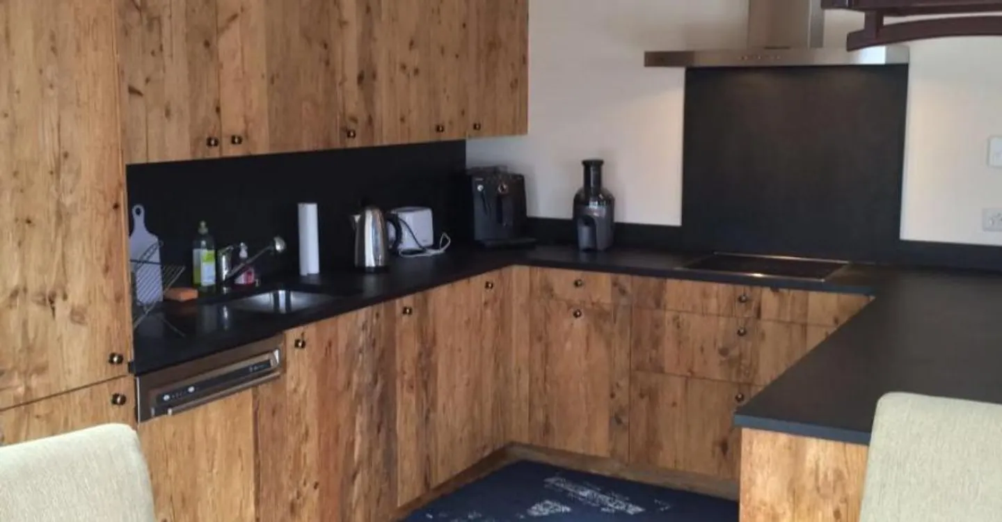Luxuriöse 3-Zimmer-Wohnung zur Miete in Crans-Montana – Panoramablick und erstklassige Lage - Foto 3 von 7