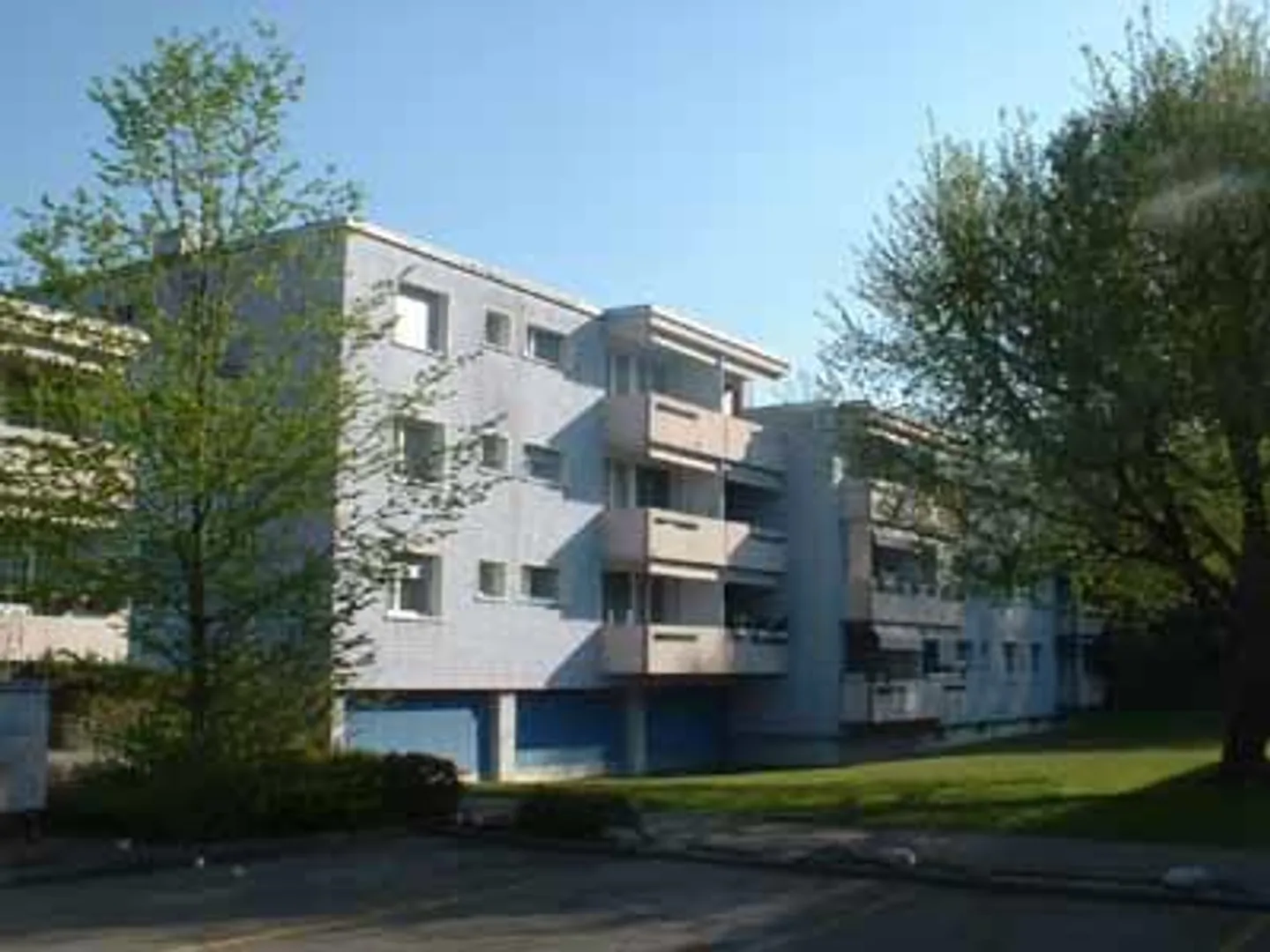 Un posto auto è disponibile per l'affitto a Effretikon da subito. - Foto 1 di 1