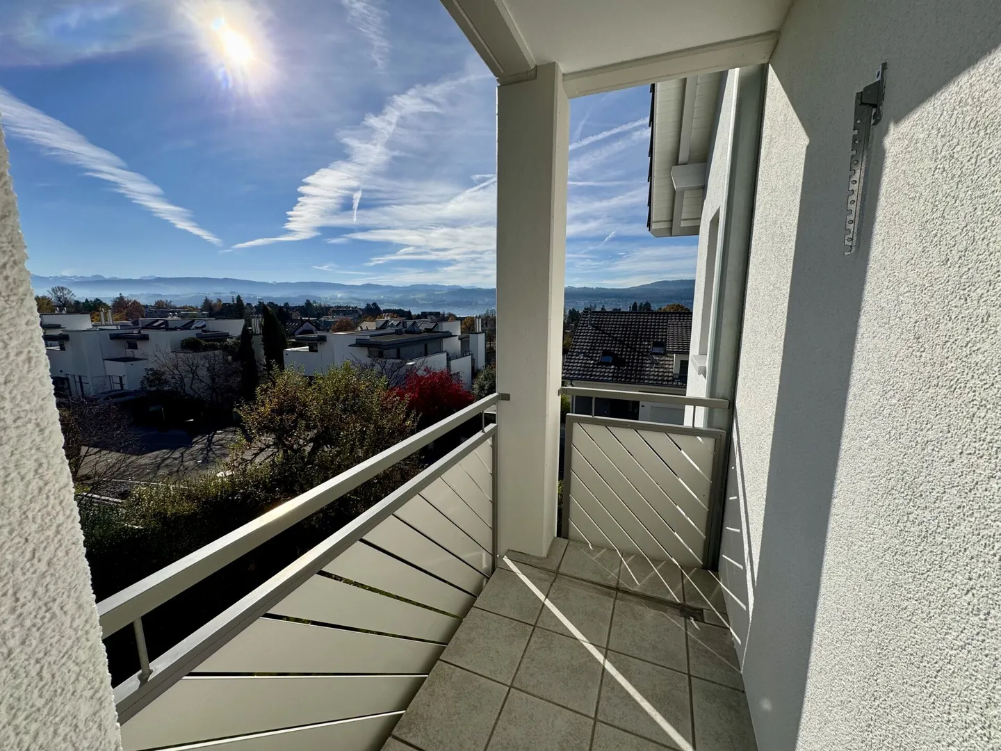 Posizione da sogno soleggiata a Herrliberg con vista e fascino - Foto 10 di 13