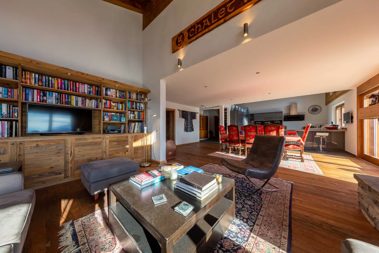 Stunning Village-Center Penthouse - Foto 6 von 13