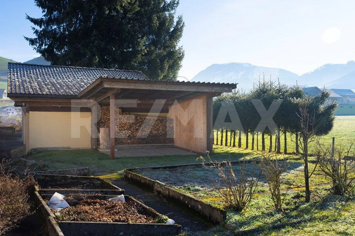 In sunny location: 6½-room single-family house in idyllic agricultural area... - Photo 13 of 13