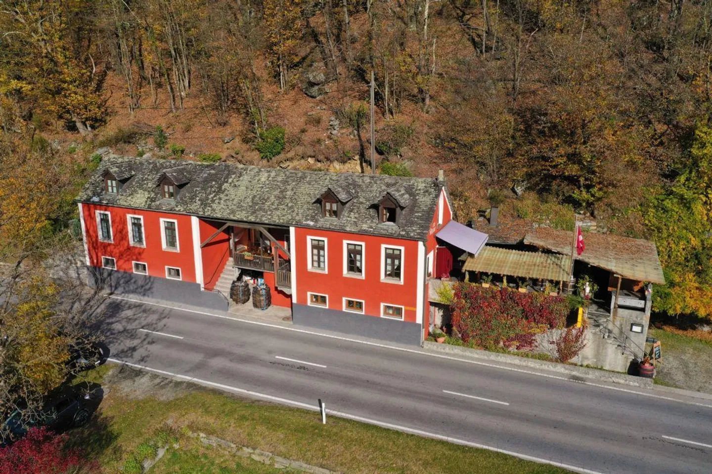 GORDEVIO - Bellissimo grotto ticinese - Foto 4 di 12