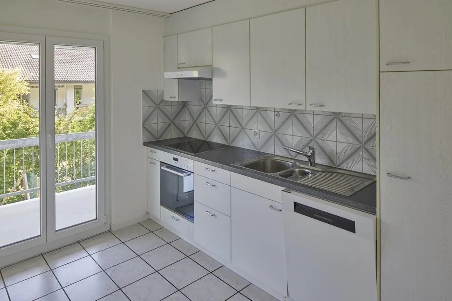 LOUER SANS CAUTION - Développement calme en bordure de forêt et pourtant central - Photo 4 sur 10