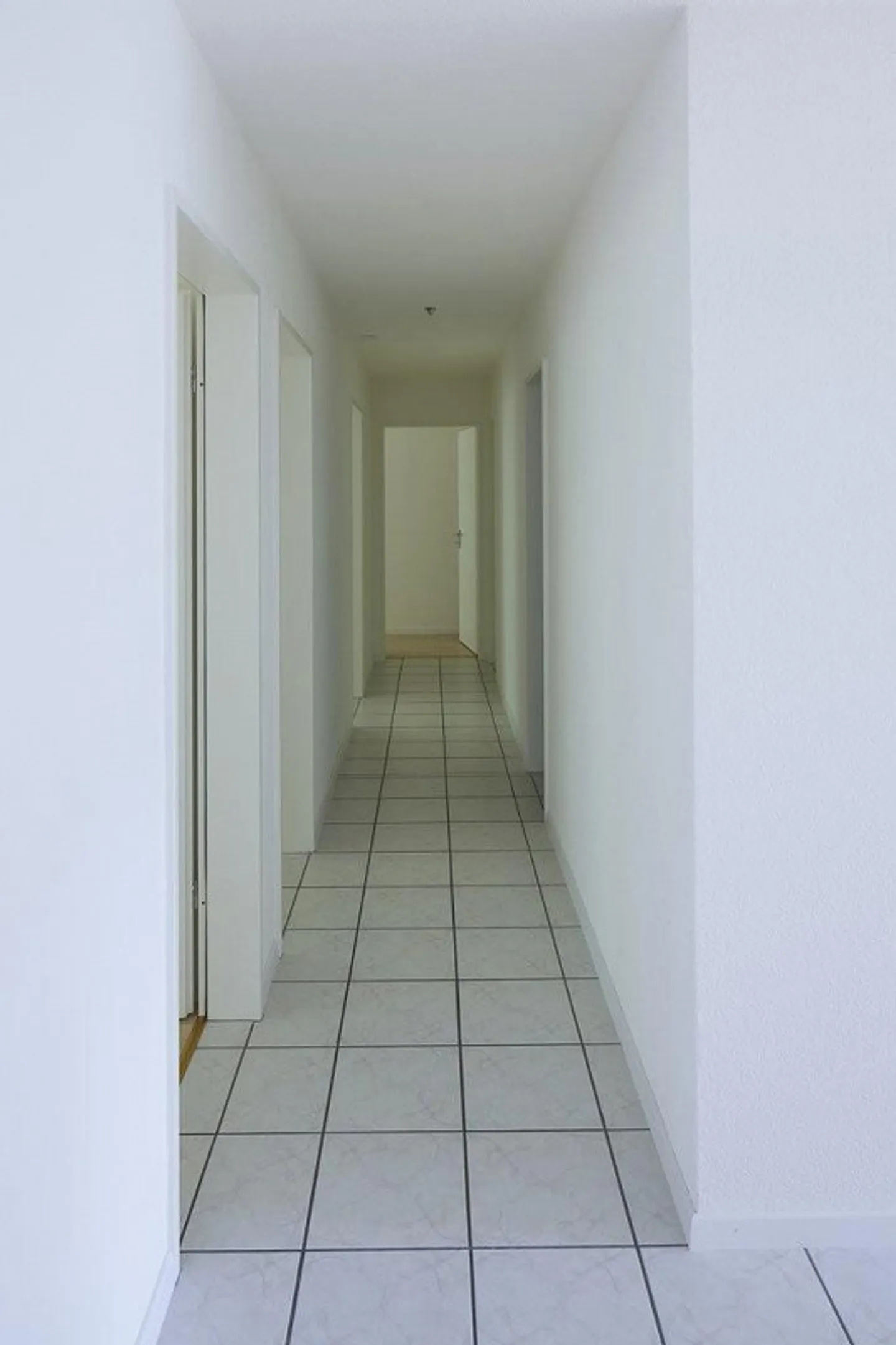 LOUER SANS CAUTION - Développement calme en bordure de forêt et pourtant central - Photo 9 sur 10