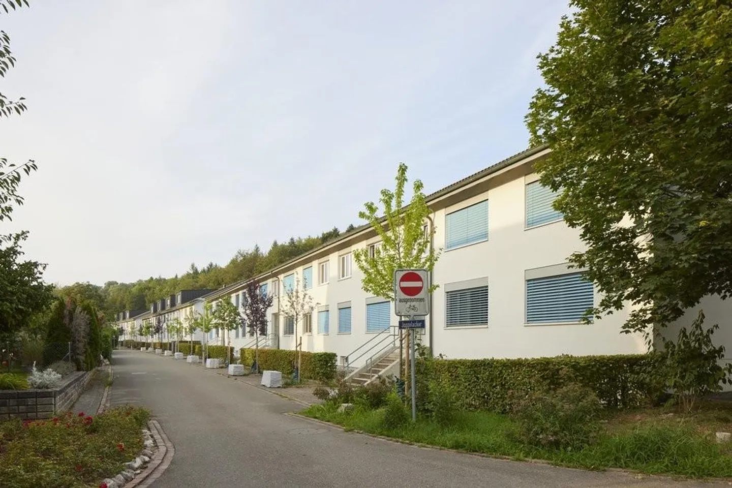 LOUER SANS CAUTION - Développement calme en bordure de forêt et pourtant central - Photo 2 sur 10