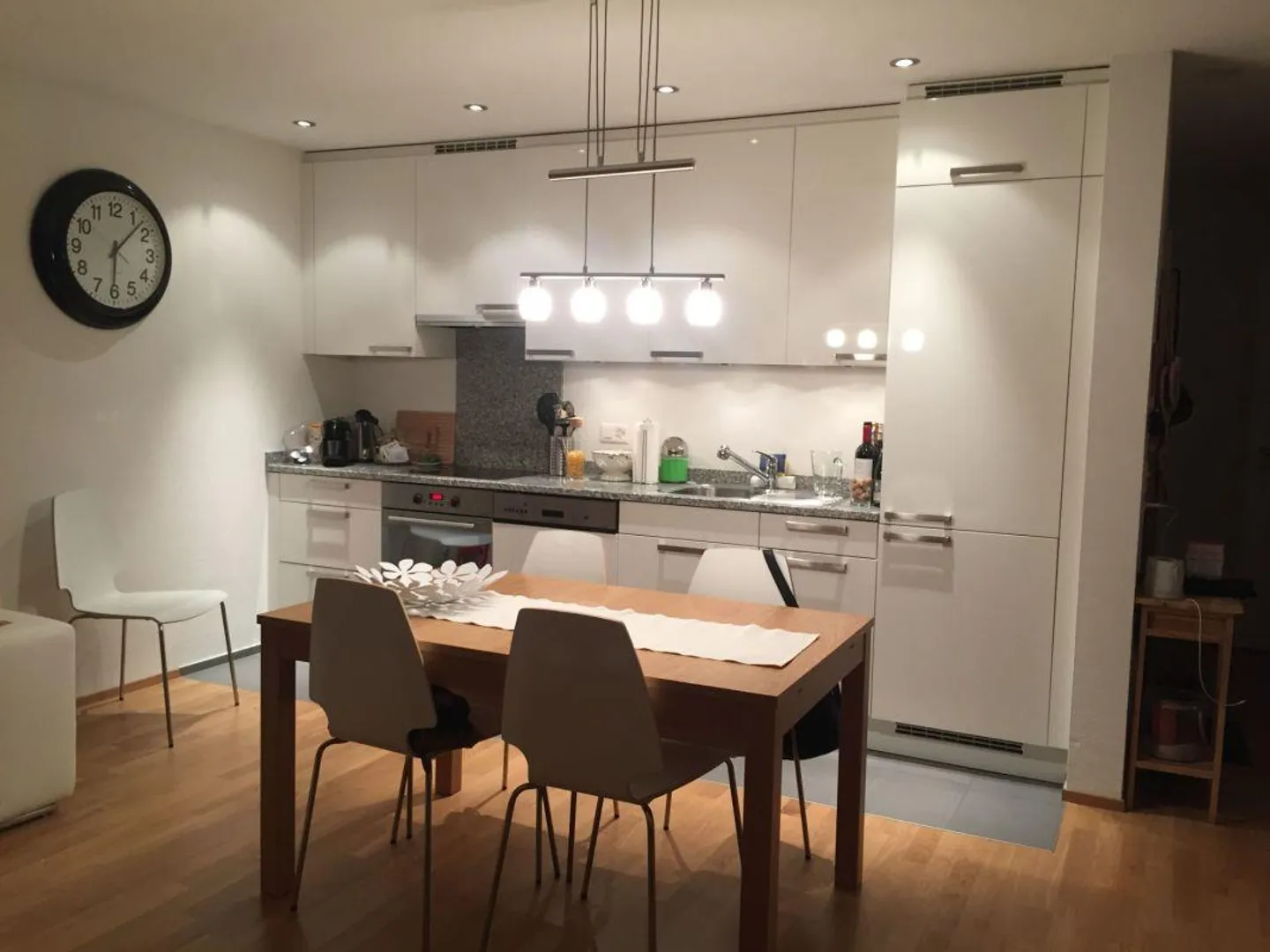 Appartement au rez-de-chaussée confortable avec espace gazonné - Photo 3 sur 6