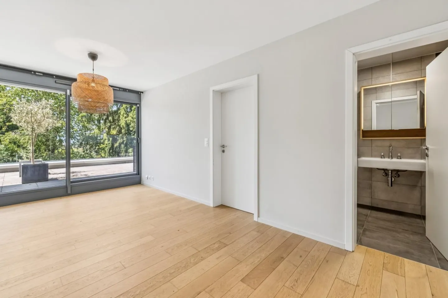 Anières | Elegant villa in contemporary style with exceptional amenities - Photo 7 of 12