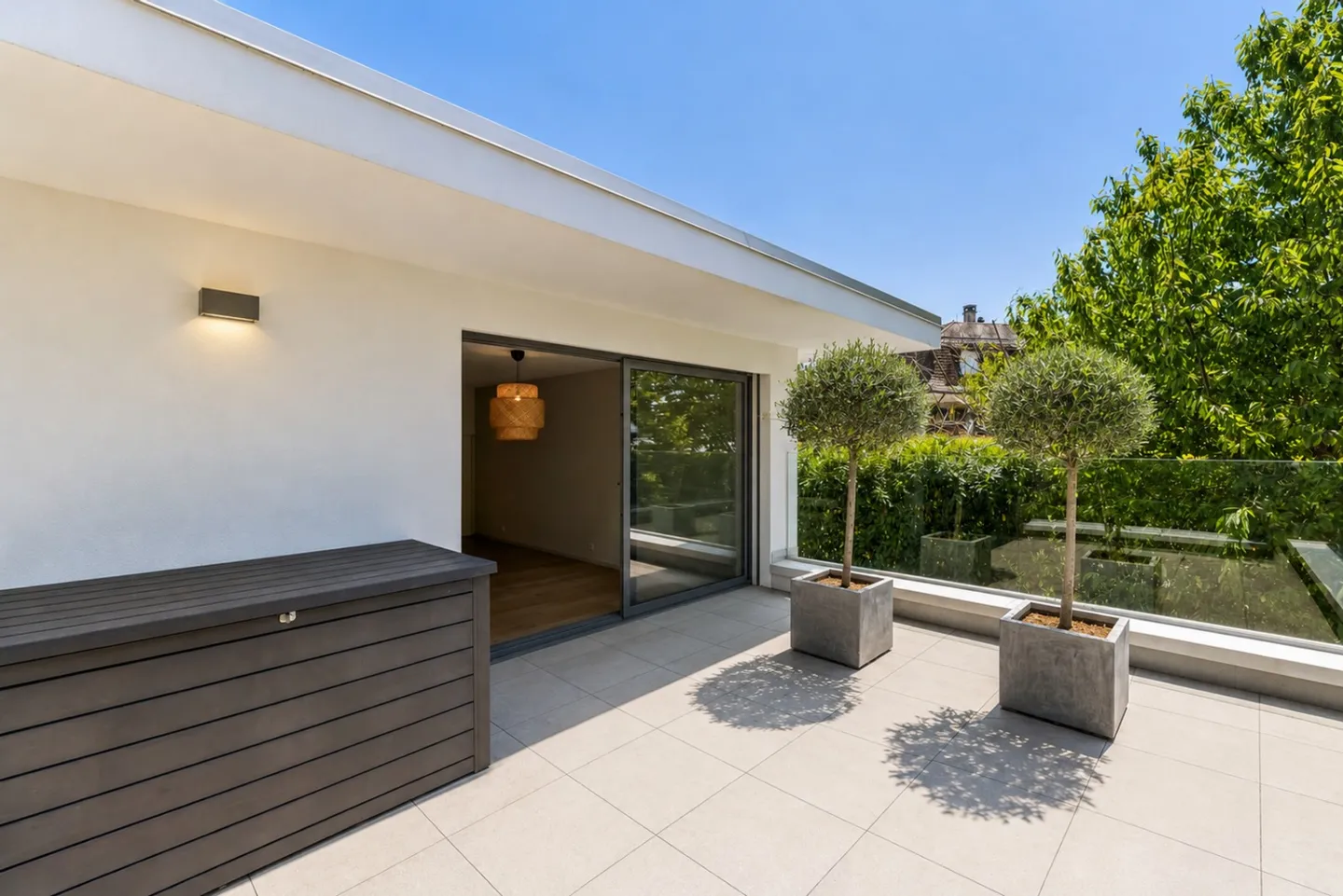Anières | Elegant villa in contemporary style with exceptional amenities - Photo 8 of 12