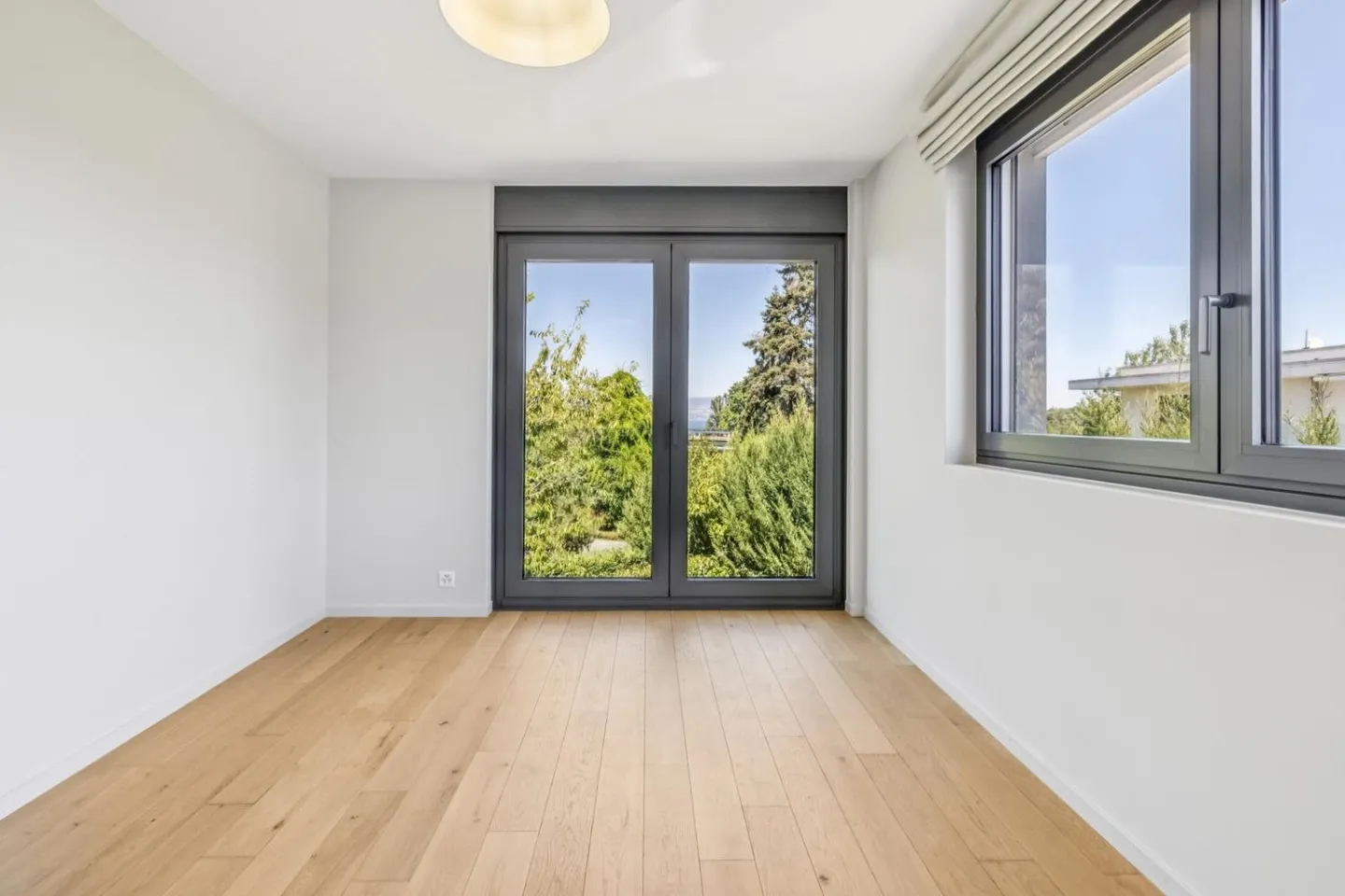 Anières | Elegant villa in contemporary style with exceptional amenities - Photo 10 of 12
