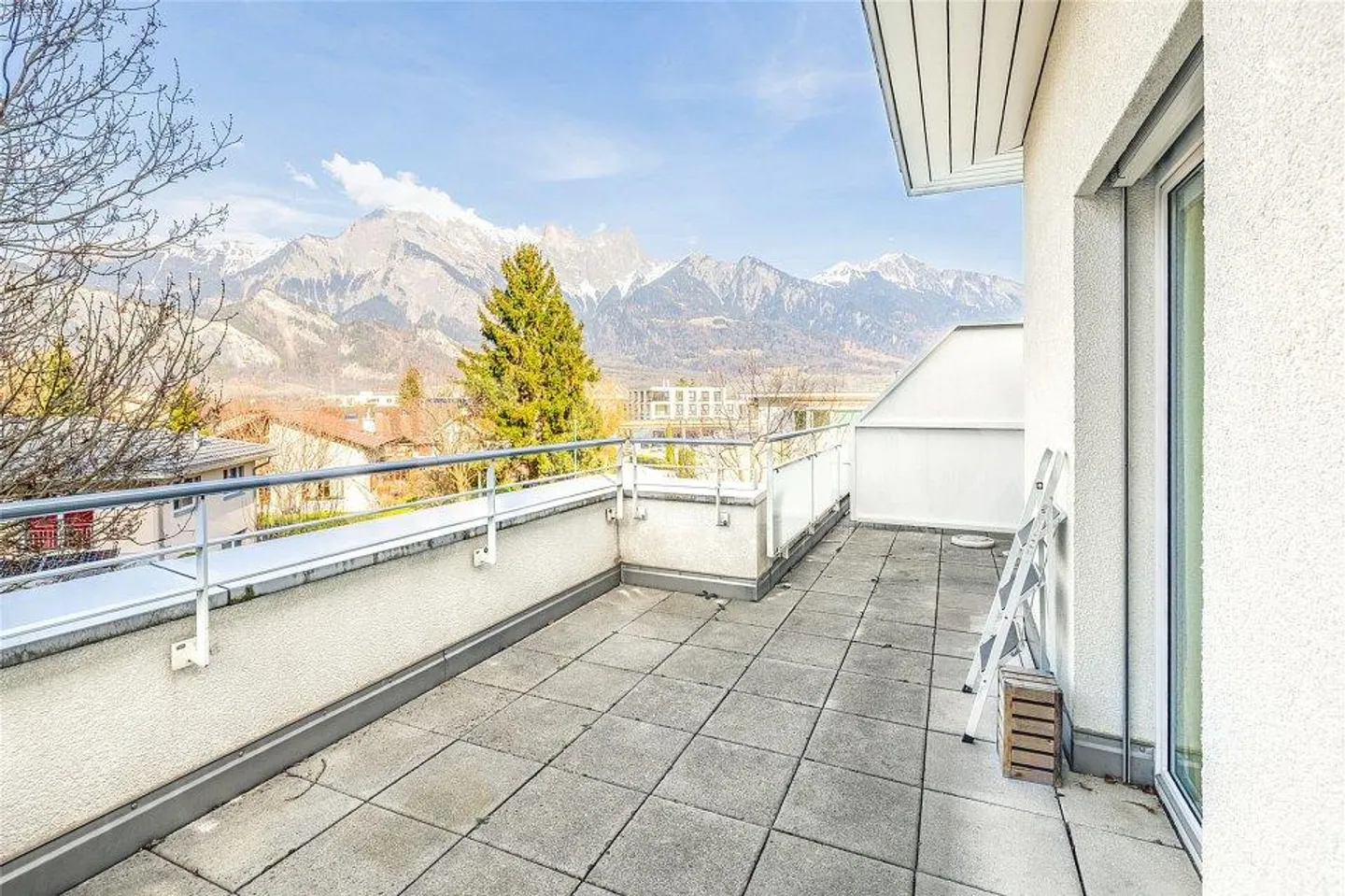 Dream home with large terrace, winter garden and mountain view - Photo 12 of 13