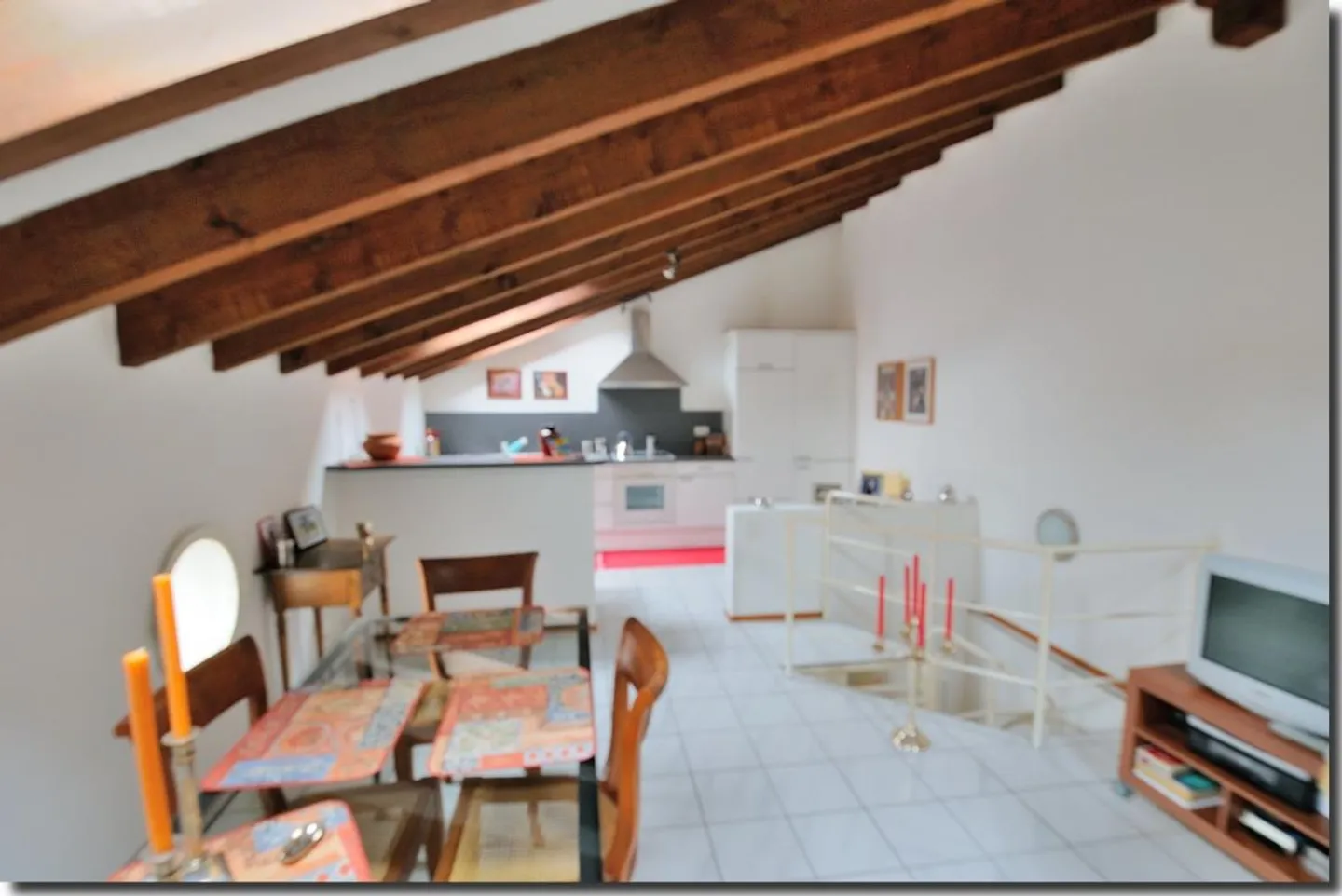 Original furnished 3-room duplex apartment - Photo 8 of 10