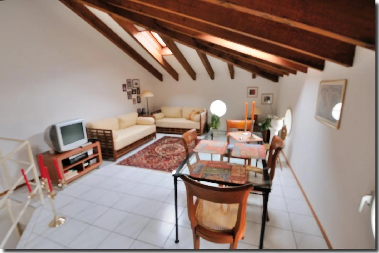 Original furnished 3-room duplex apartment - Photo 9 of 10
