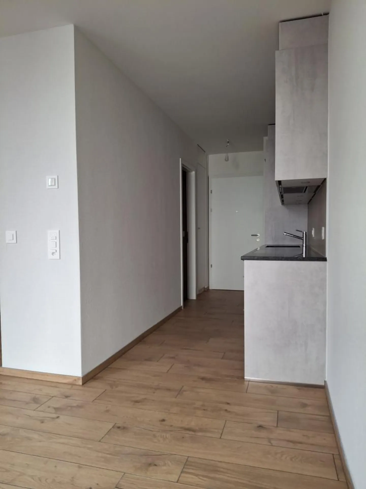 Apartment for rent - Photo 5 of 13