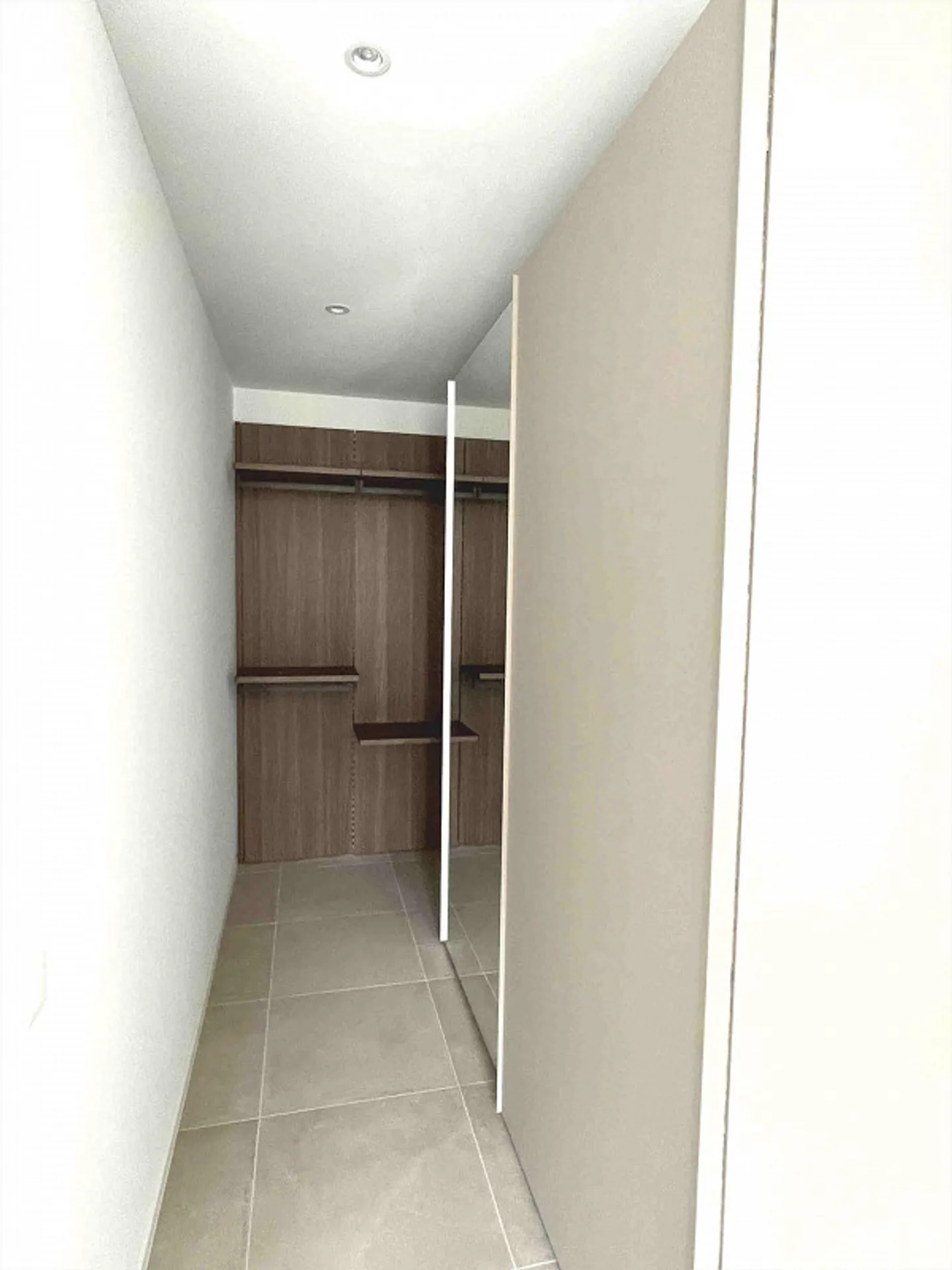 Nouvel appartement avec grande terrasse dans une zone pratique et stratégique - Photo 10 sur 13