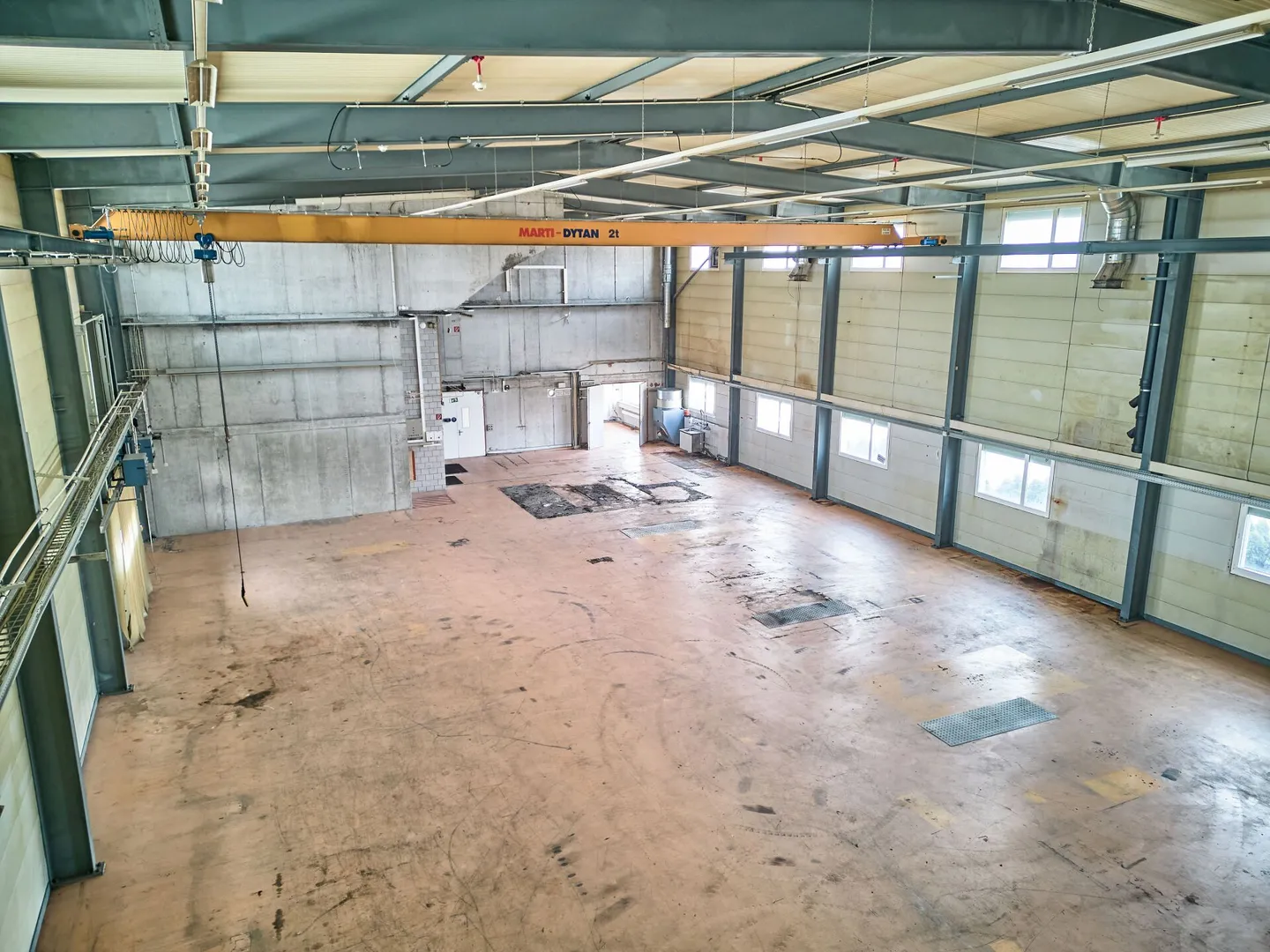 Edificio per uffici, commerciali e magazzini - Foto 8 di 11