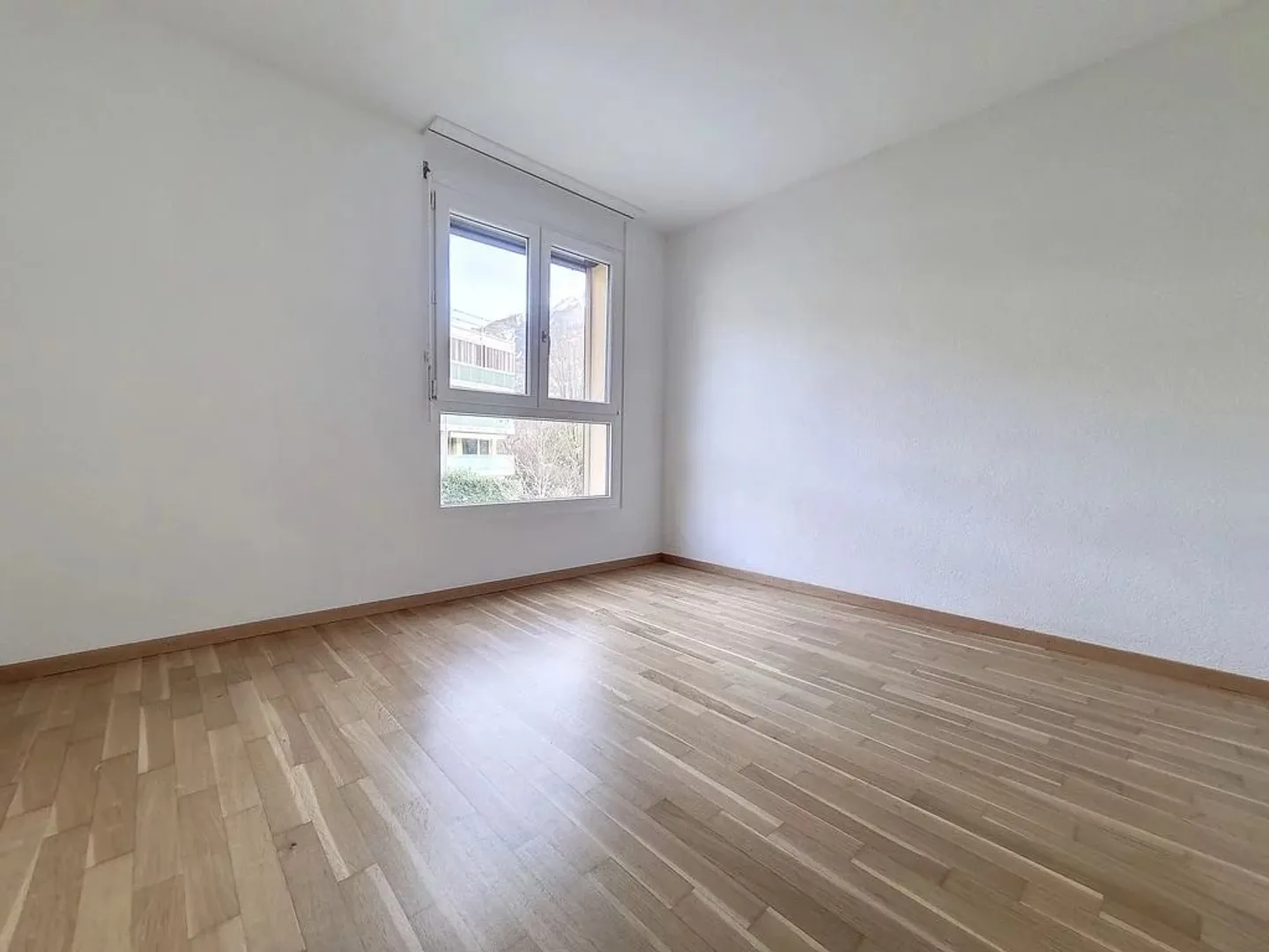 louer : Appartement 4.5 pièces lumineux à Fully - 103 m² avec grand balcon - Photo 9 sur 13