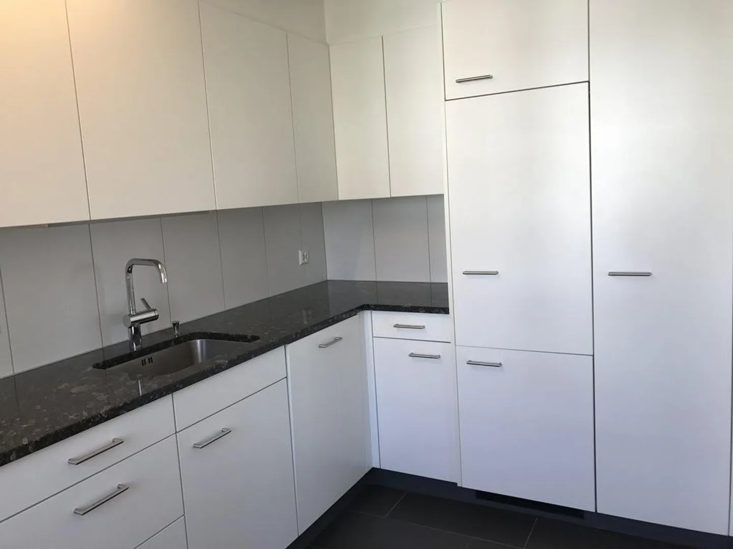 Vivere in una posizione centrale ma tranquilla - Foto 3 di 9