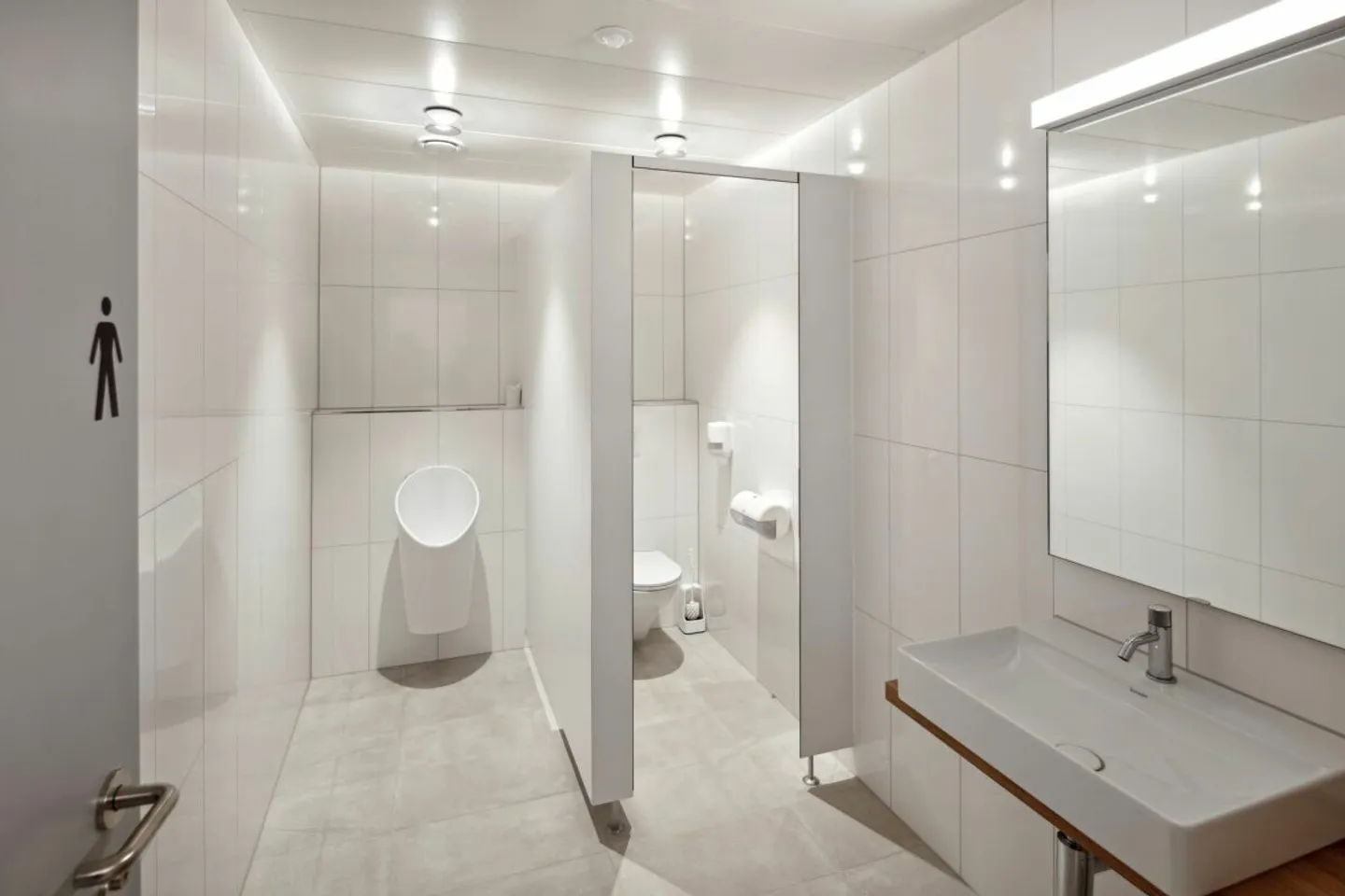 Spazio ufficio in affitto - Foto 2 di 12