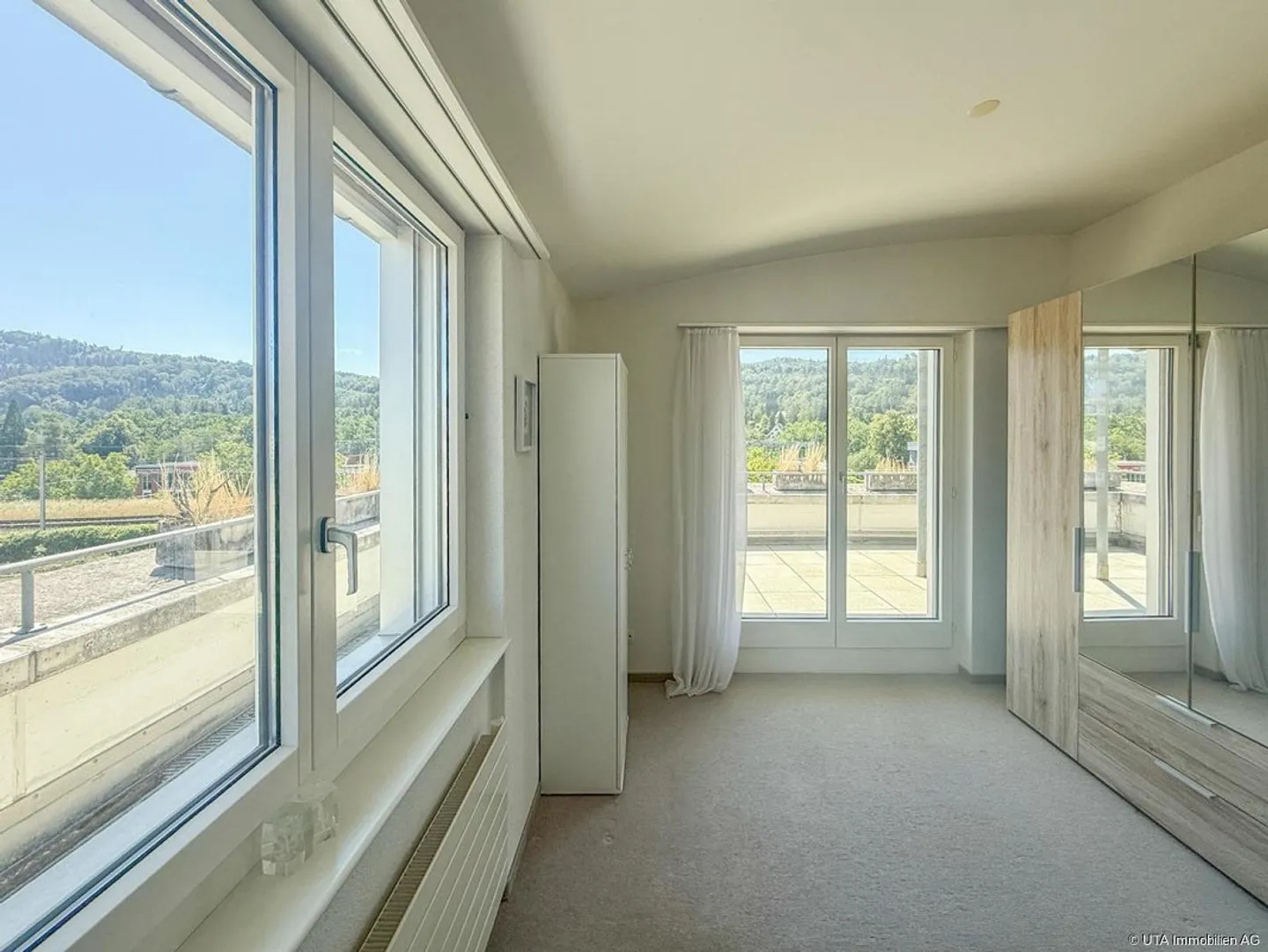 Penthouse de 5,5 pièces avec panorama, calme et meilleure infrastructure - Photo 11 sur 17