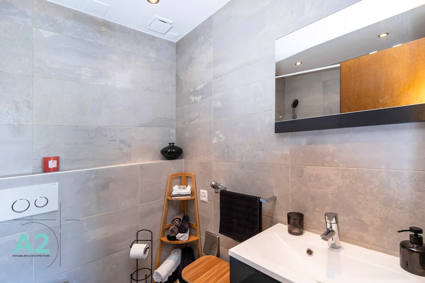 WINTER SEASON: BEAUTIFUL 2.5 ROOM APARTMENT IN GARDEN LOCATION - Photo 9 of 14