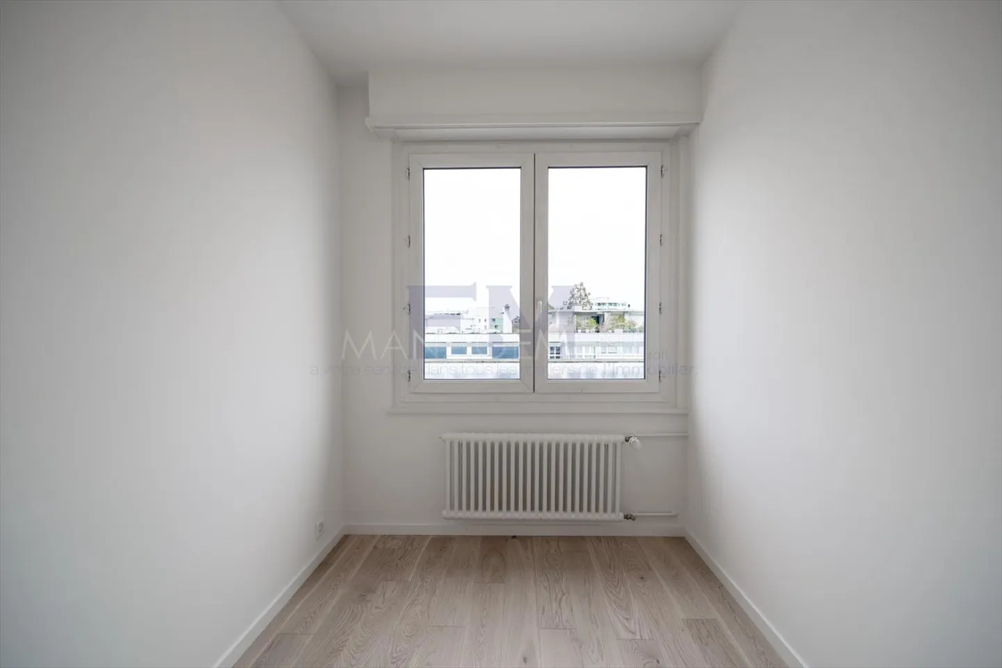 Av.de Luserna, Attika 5.5 Räume 106m2 im 7. Stock - Photo 12 sur 13