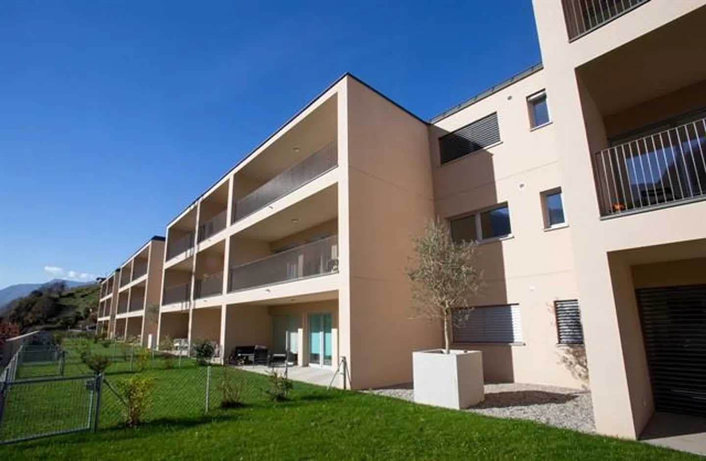 Appartamento moderno con grande balcone - Foto 5 di 5