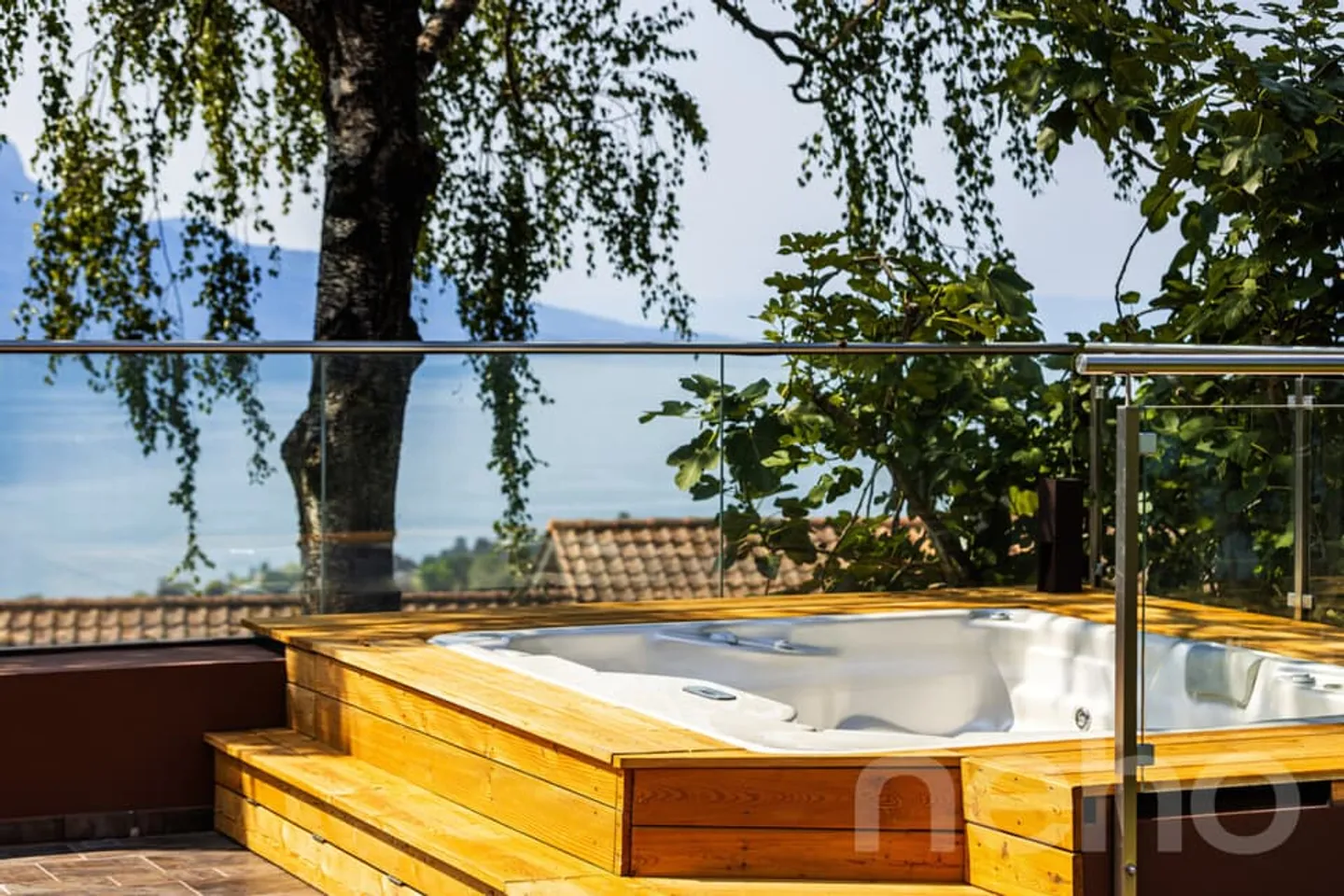Villa di lusso con vista panoramica a 180 sul lago di Ginevra - Foto 1 di 2