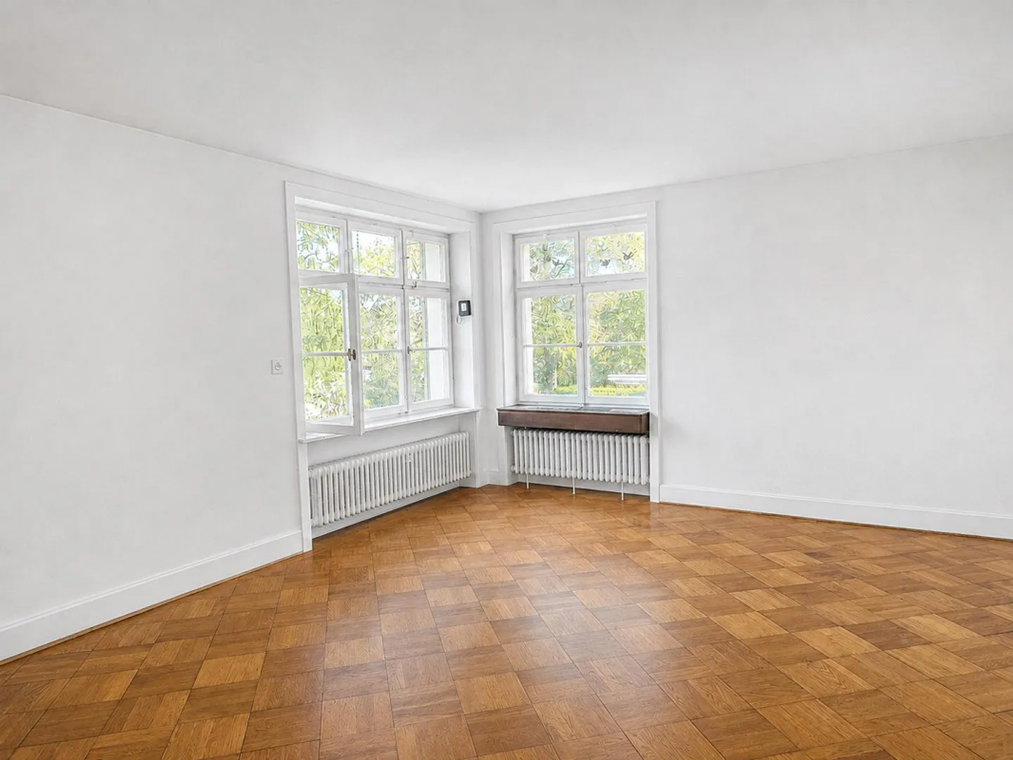 La proprietà di ristrutturazione perfetta inclusa CHF 500'000 per modifiche - Foto 3 di 14