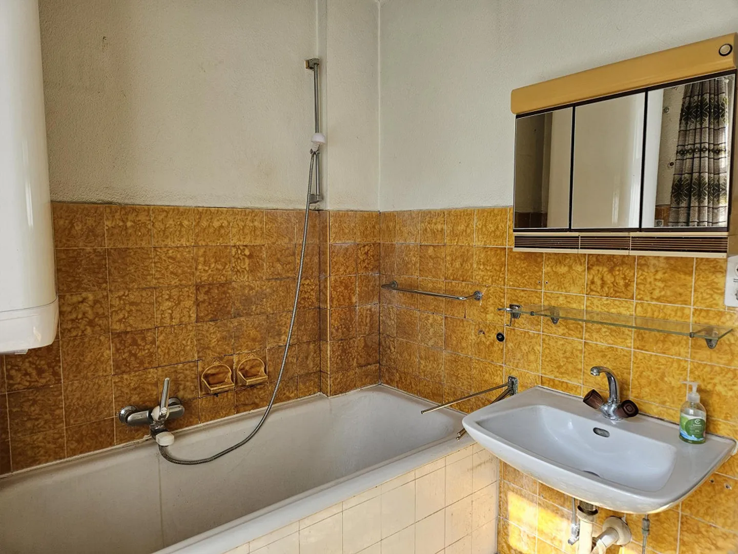 La proprietà di ristrutturazione perfetta inclusa CHF 500'000 per modifiche - Foto 6 di 14